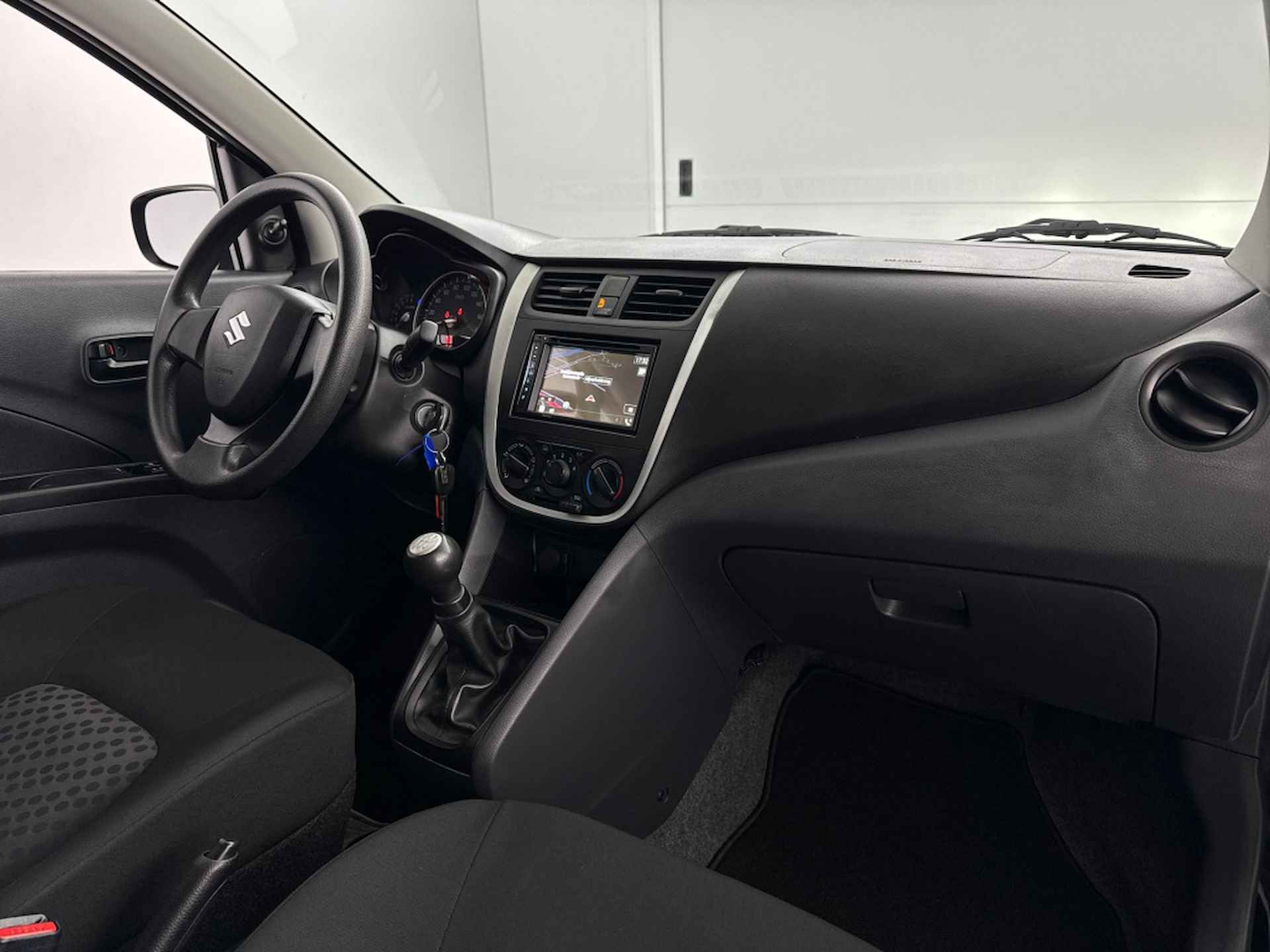 Suzuki Celerio 1.0 Comfort | Navigatie | Parkeersensoren voor + achter | Bluetooth - 5/36