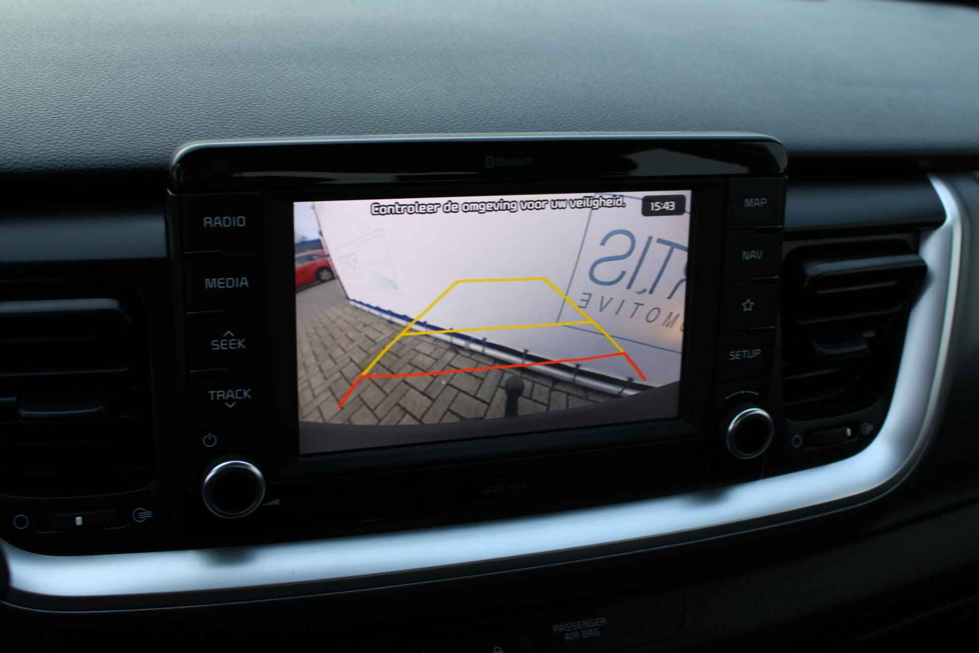 Kia Stonic 1.2 MPi ComfortPlusLine Navigator NL AUTO | TOP ONDERHOUDEN | CAMERA | TREKHAAK | CARPLAY | - 11/26