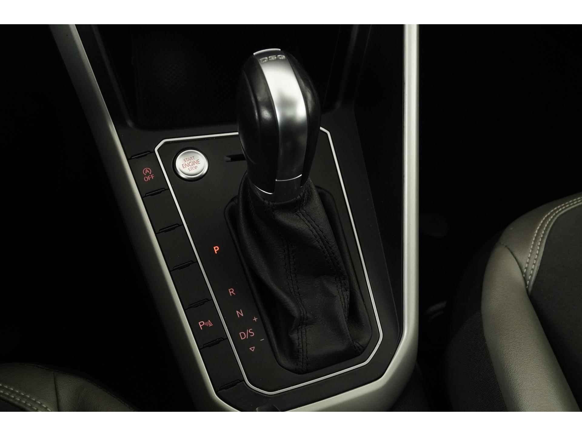 Volkswagen Polo 1.0 TSI Highline DSG | 115PK | Active Info Display | Schuifdak | Camera | Zondag Open! - 12/40