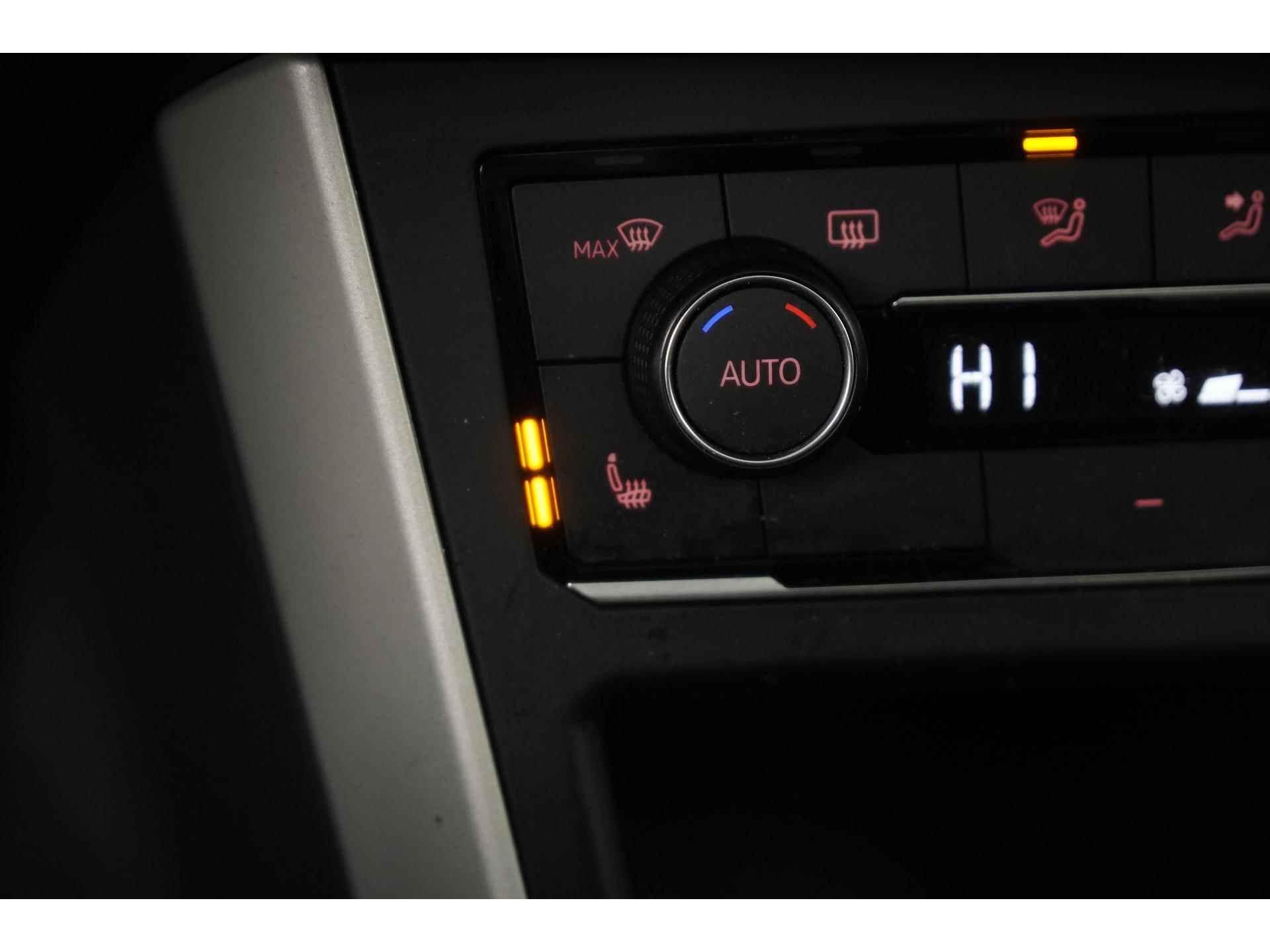 Volkswagen Polo 1.0 TSI Highline DSG | 115PK | Active Info Display | Schuifdak | Camera | Zondag Open! - 35/40