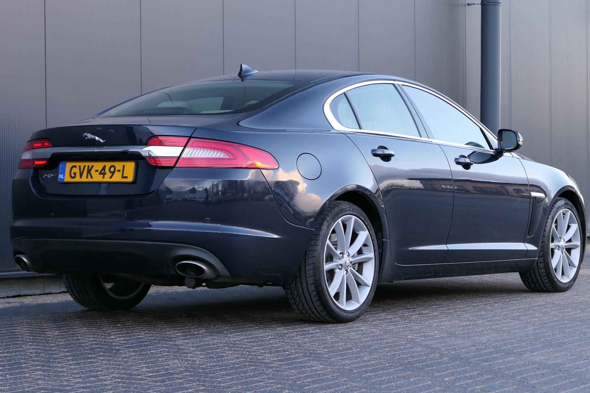 Jaguar XF 2.0 Business Edition Facelift 241pk Navi Meridian Leder Cruise Clima - 2/25