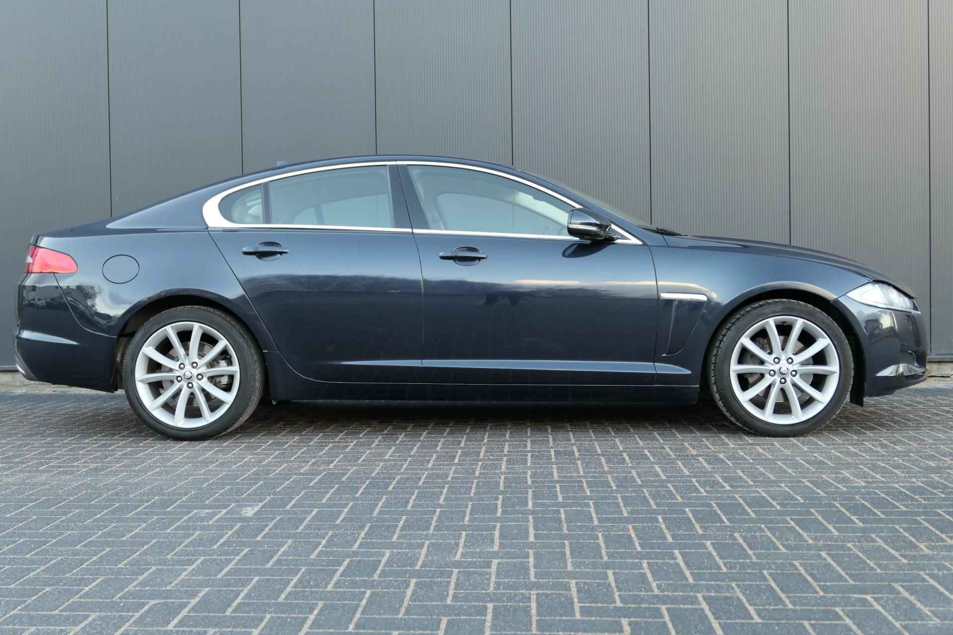 Jaguar XF 2.0 Business Edition Facelift 241pk Navi Meridian Leder Cruise Clima - 13/25