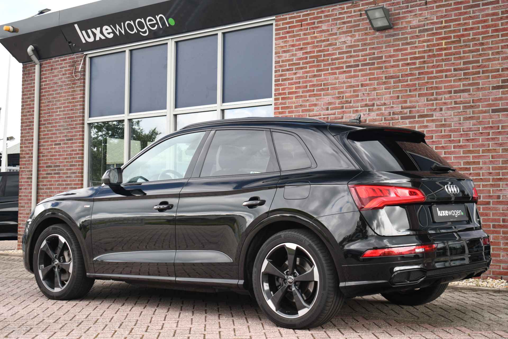 Audi Q5 55 TFSI e 367pk quattro Pano Luchtvering El-zetels Ruitstiksel - 20/81