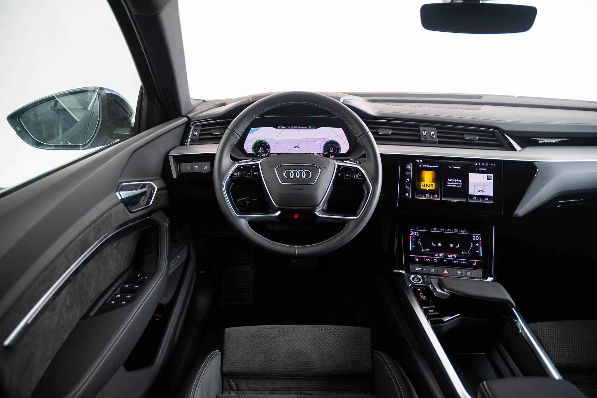 Audi e-tron Sportback 55 quattro Business edition 95 kWh Trekhaak - S-line interieur - 360° cameras - head up - Stoelverwarming voor/achter - Verkeersbordherkenning - Comfortsleutel - Privacy glas - - 14/81