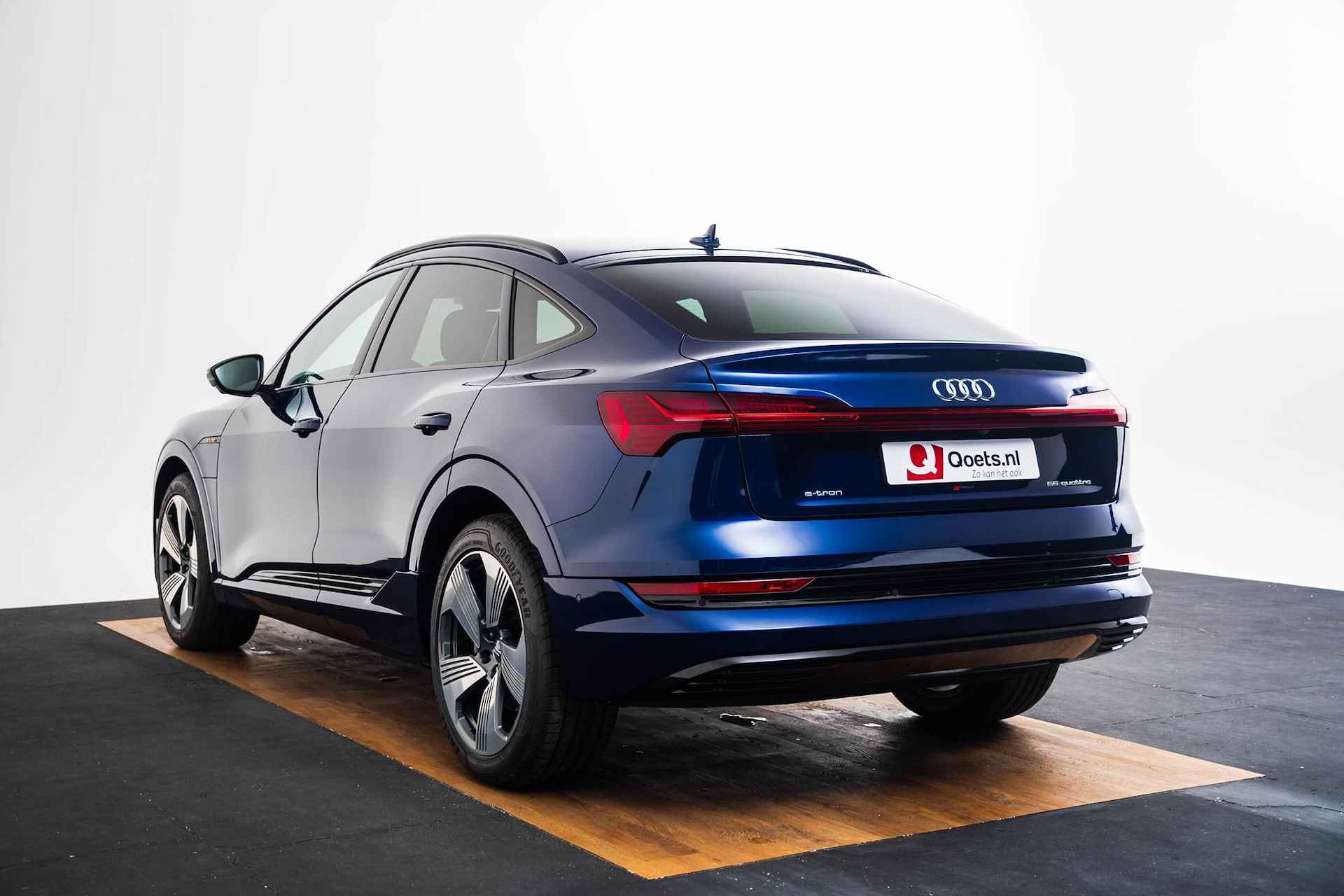 Audi e-tron Sportback 55 quattro Business edition 95 kWh Trekhaak - S-line interieur - 360° cameras - head up - Stoelverwarming voor/achter - Verkeersbordherkenning - Comfortsleutel - Privacy glas - - 79/81