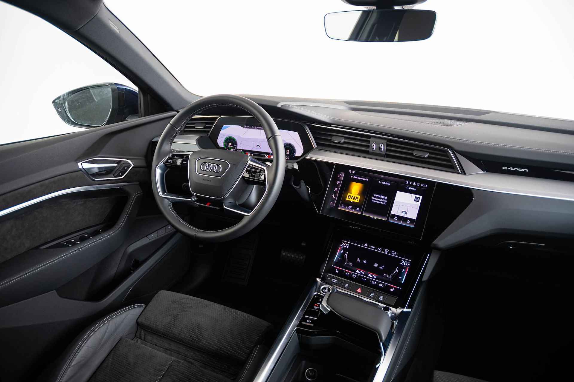 Audi e-tron Sportback 55 quattro Business edition 95 kWh Trekhaak - S-line interieur - 360° cameras - head up - Stoelverwarming voor/achter - Verkeersbordherkenning - Comfortsleutel - Privacy glas - - 58/81