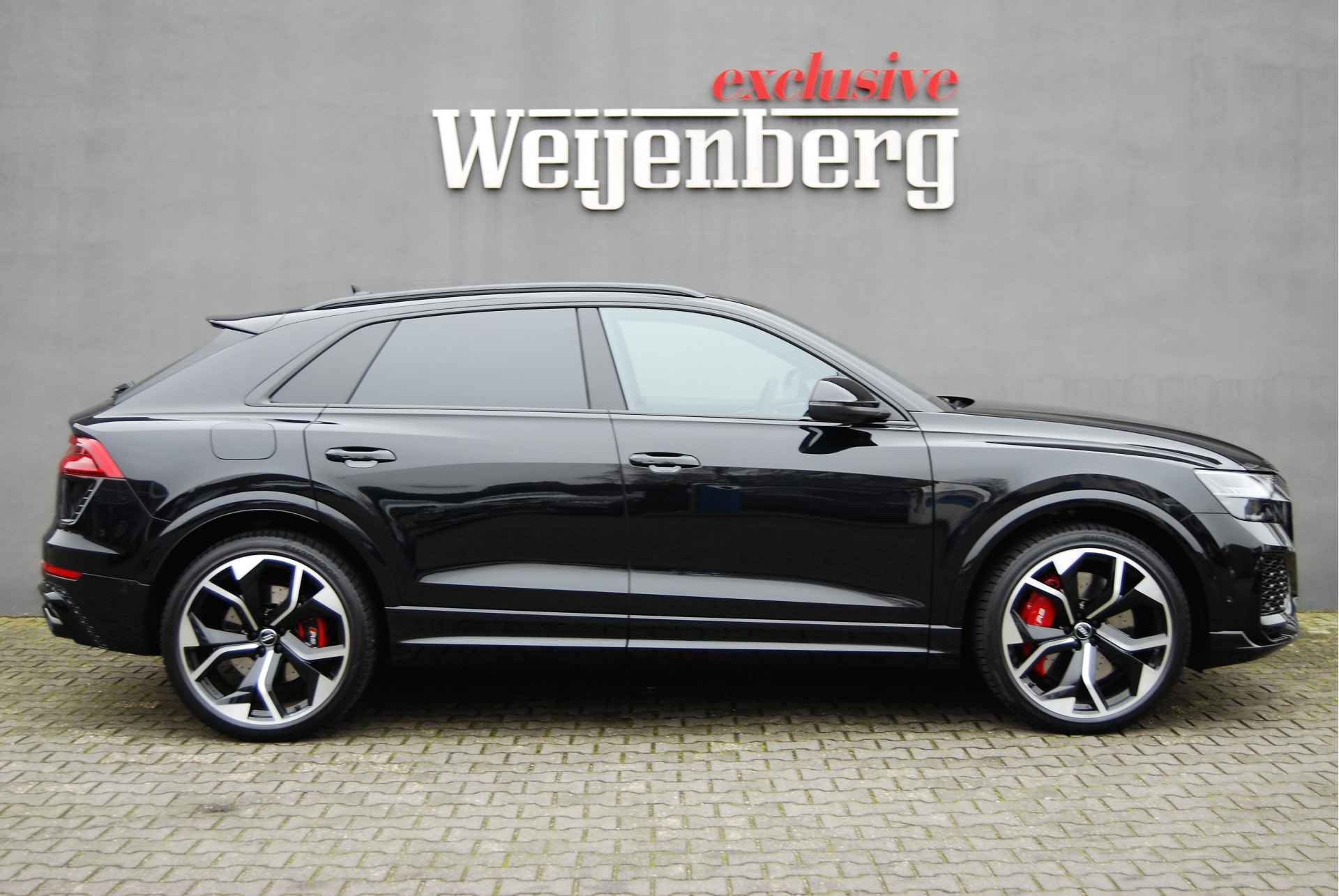 Audi RSQ8 4.0 TFSI Quattro Alcantara Pano - 9/38