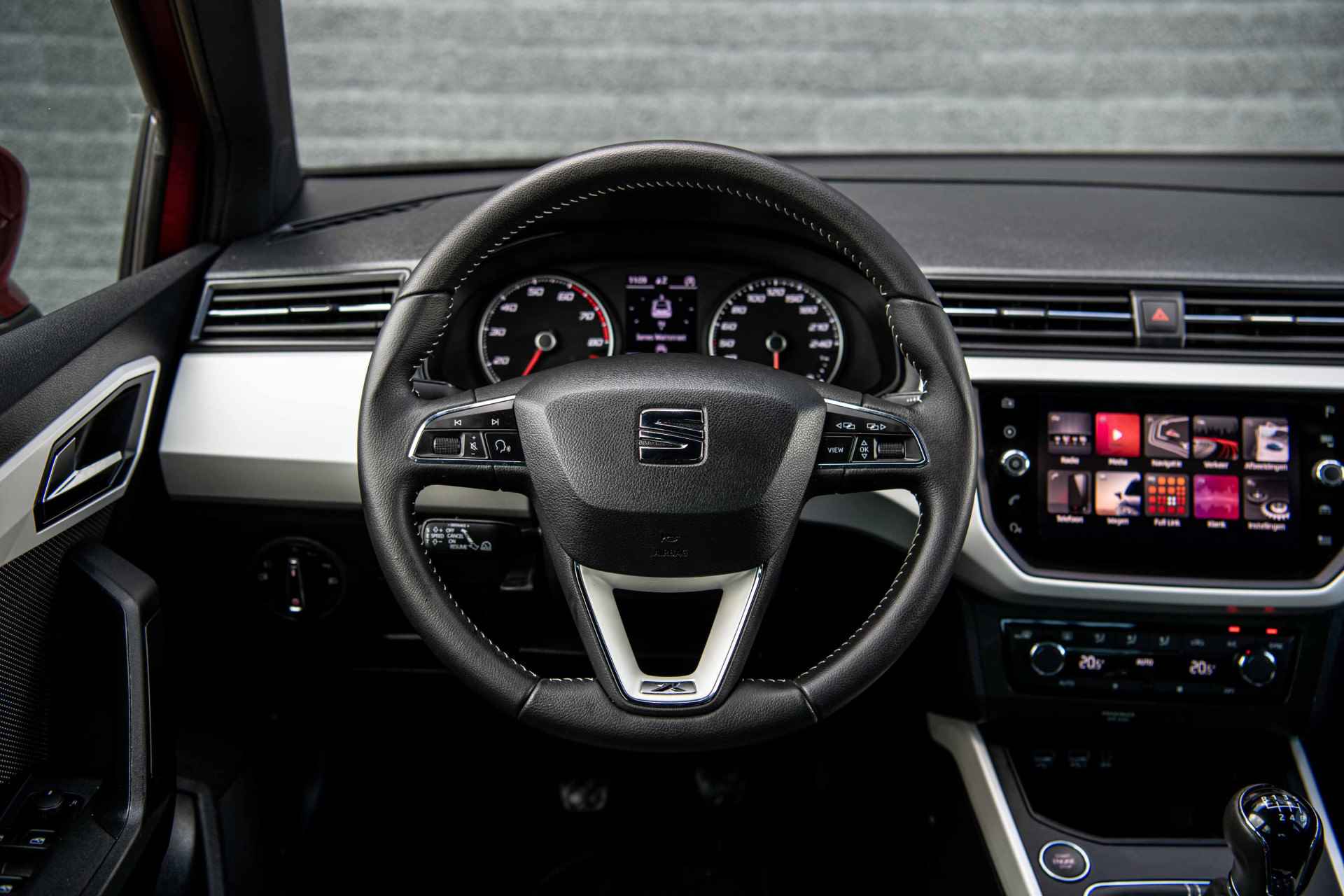 SEAT Arona 1.0 TSi 115 pk Xcellence Business Intense | Camera | Full LED | Keyless - 7/42