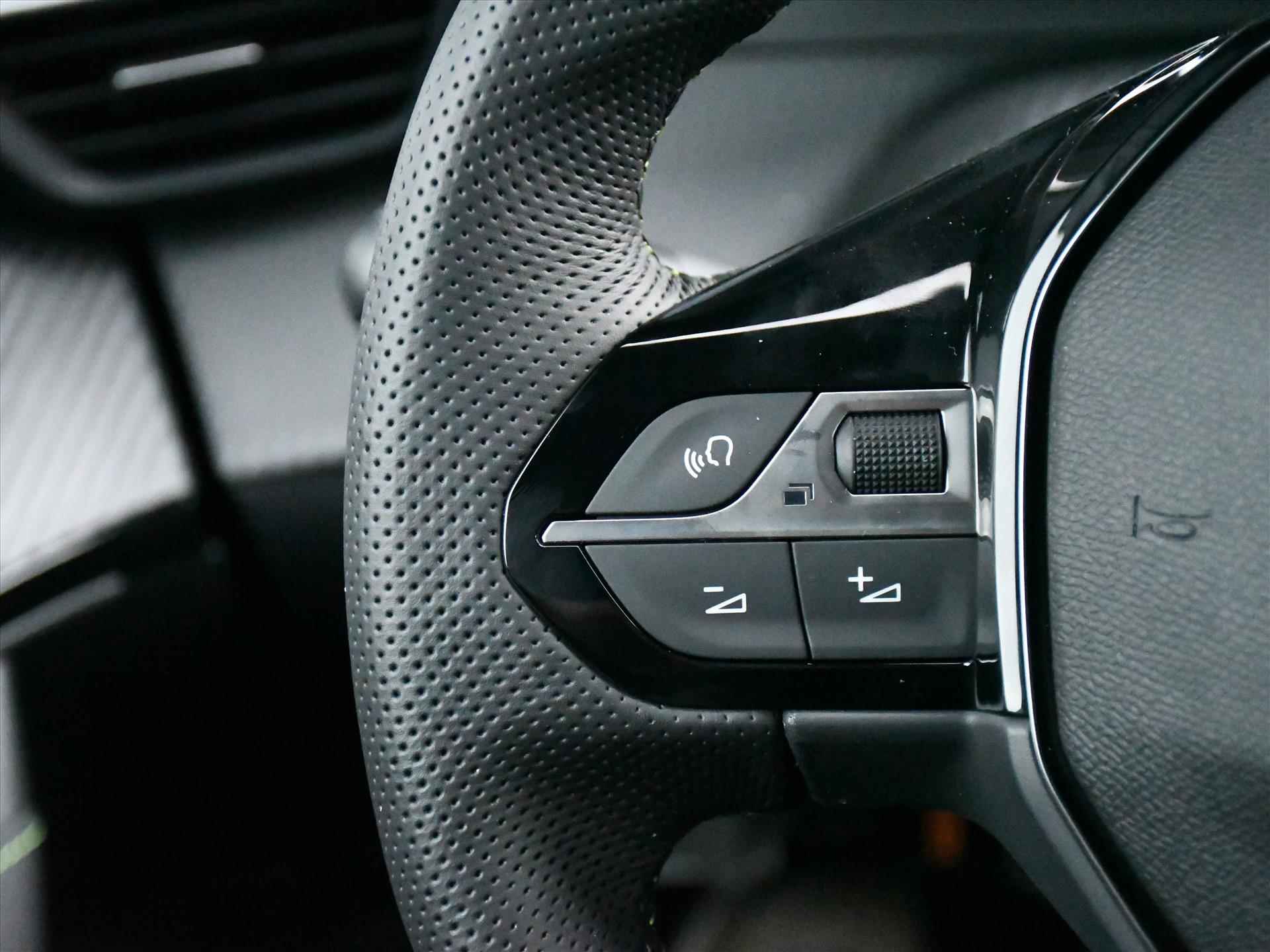 Peugeot e-2008 EV GT 54kWh 156pk Automaat STANDKACHEL | ADAPT. CRUISE | 18''LM | PDC + 360° CAM. | DAB | DODE HOEK | KEYLESS - 26/34