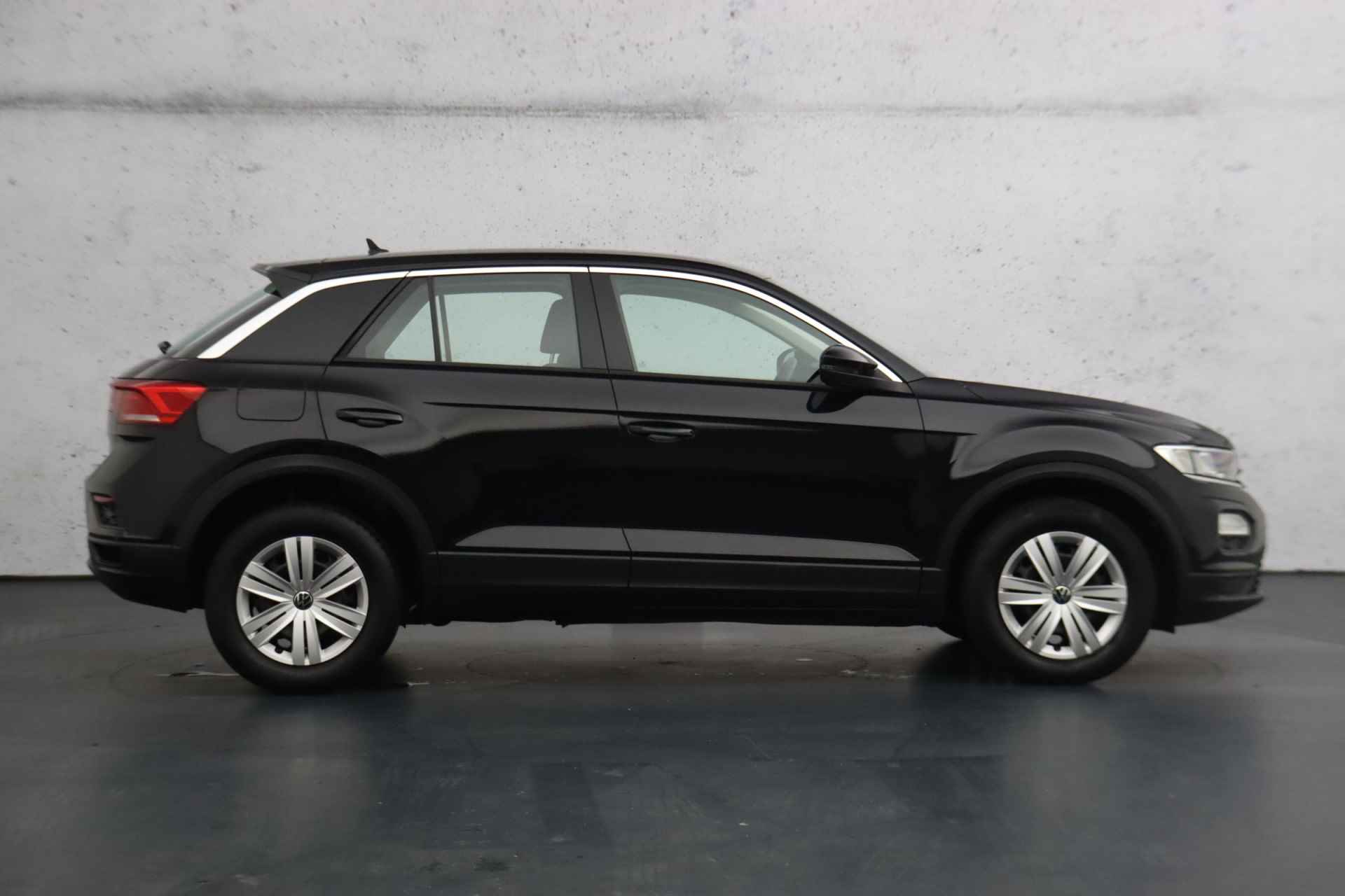 Volkswagen T-Roc 1.0 TSI 116pk | Apple carplay/Android auto | Isofix | Parkeersensoren | Lane assist - 25/31
