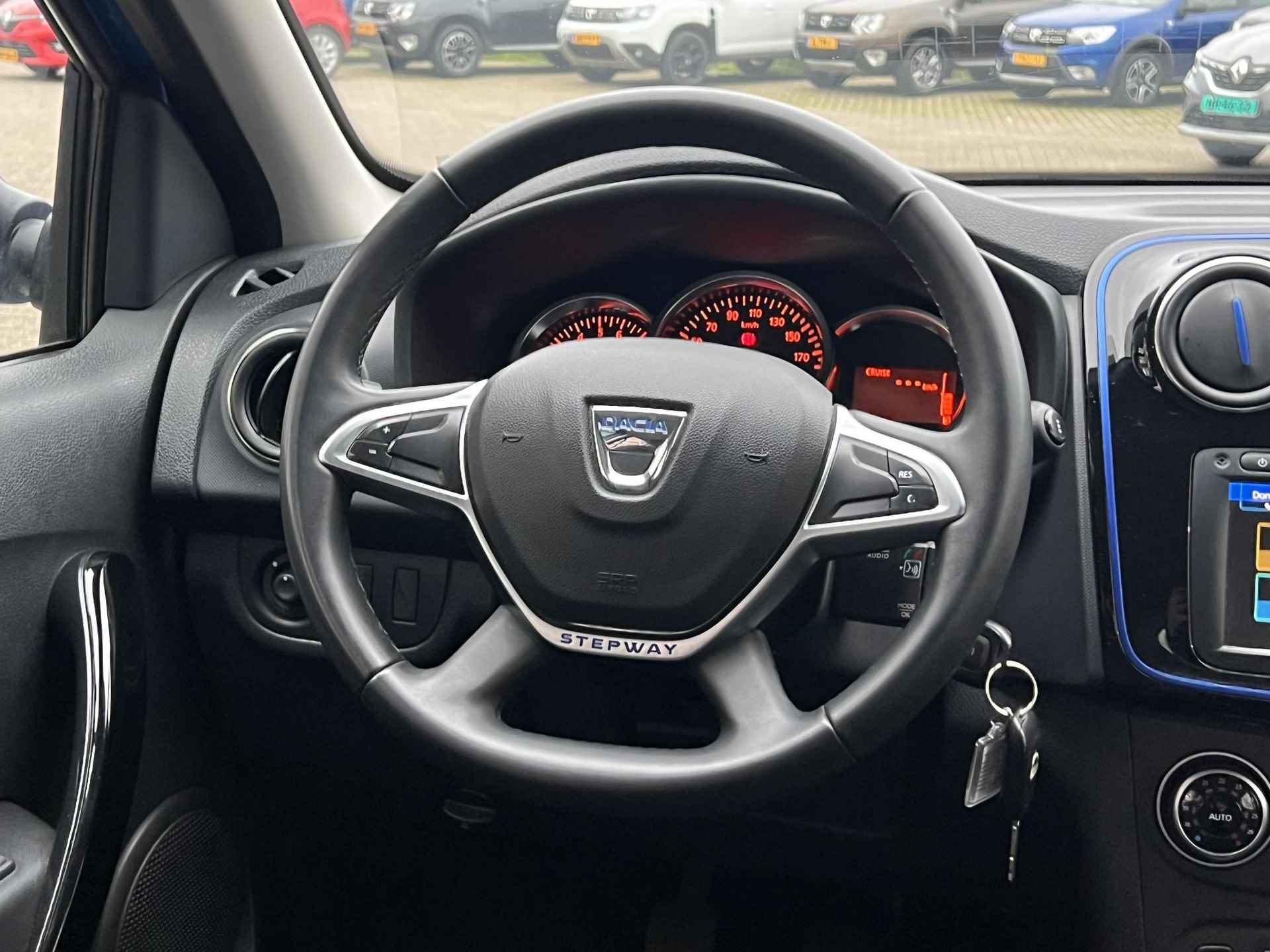 Dacia Sandero 1.0 TCe Bi-Fuel Stepway Serie Limitee 15th Anniv. | Trekhaak | Navigatie | Achteruitrijcamera | Climate Control | Cruise Control | Parkeersensoren | DAB | - 8/32