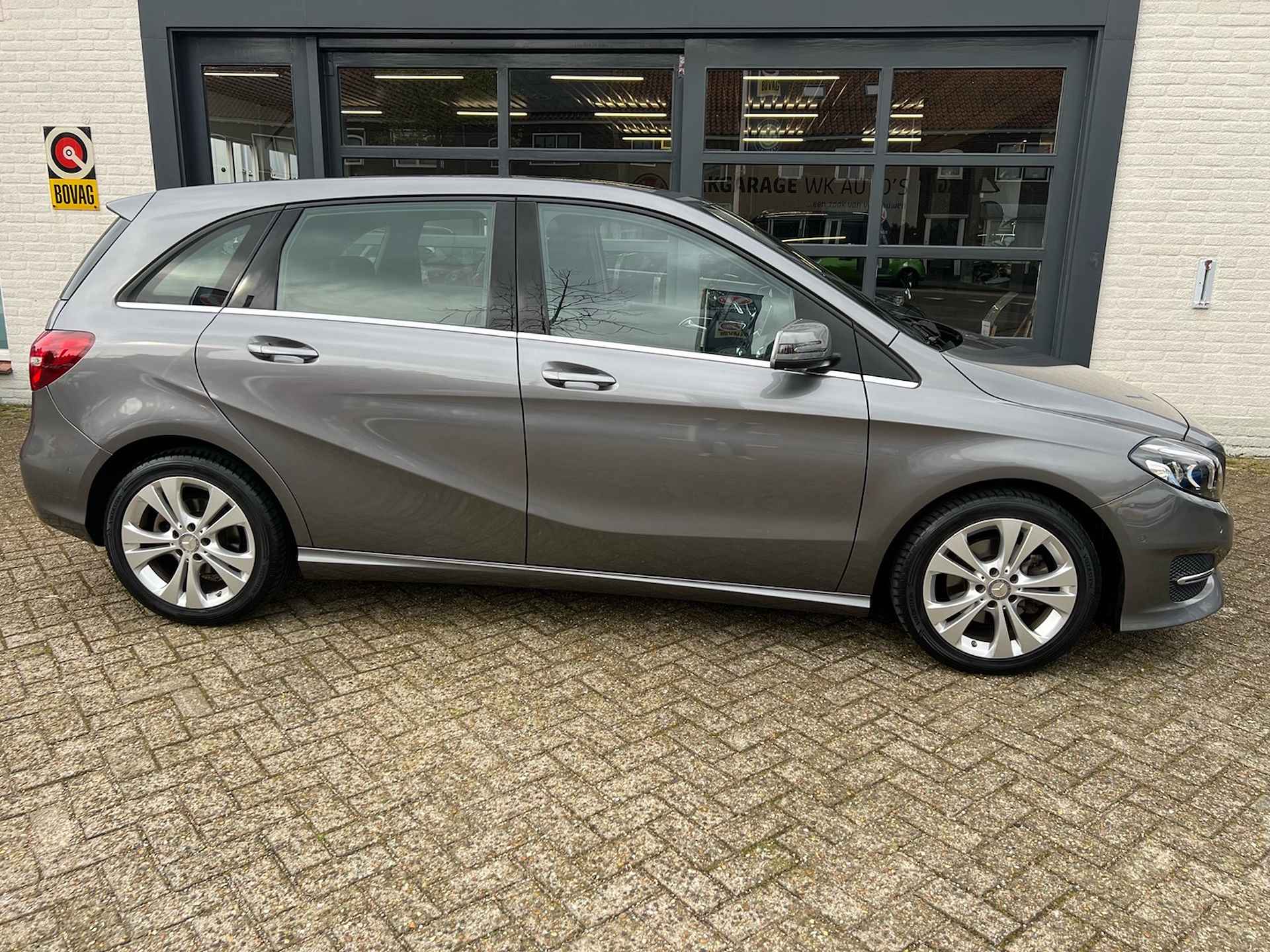 Mercedes-Benz B-Klasse 180 Ambition | Eerste eigenaar | NL-Auto | Urban pakket | - 20/32