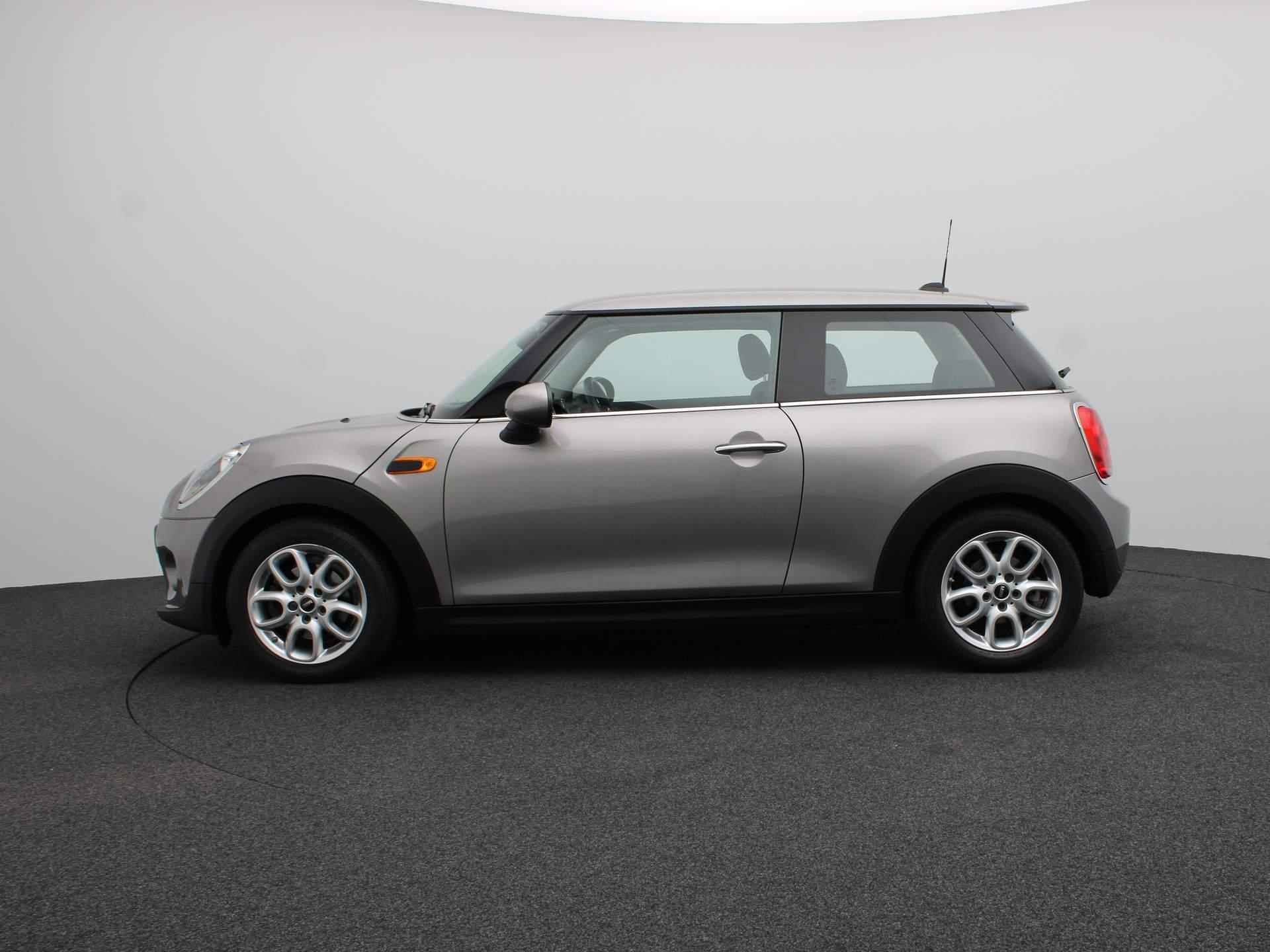 MINI 3-deurs One Pepper Business + Climate Control + 16'' + Cruise Control - 4/18