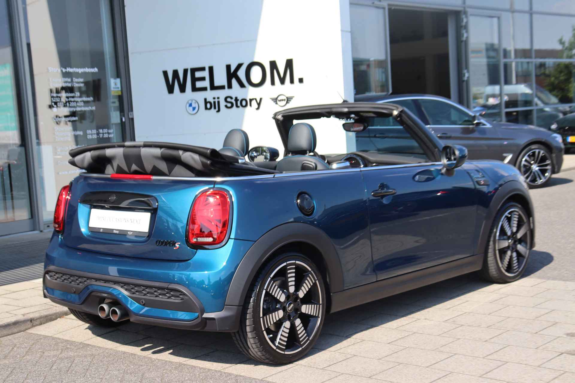 MINI Cabrio Cooper S Sidewalk Automaat / Head Up / Harman Kardon / Adaptive Cruise Control / Stuurverwarming / Apple Carplay / Achteruitrijcamera - 9/28