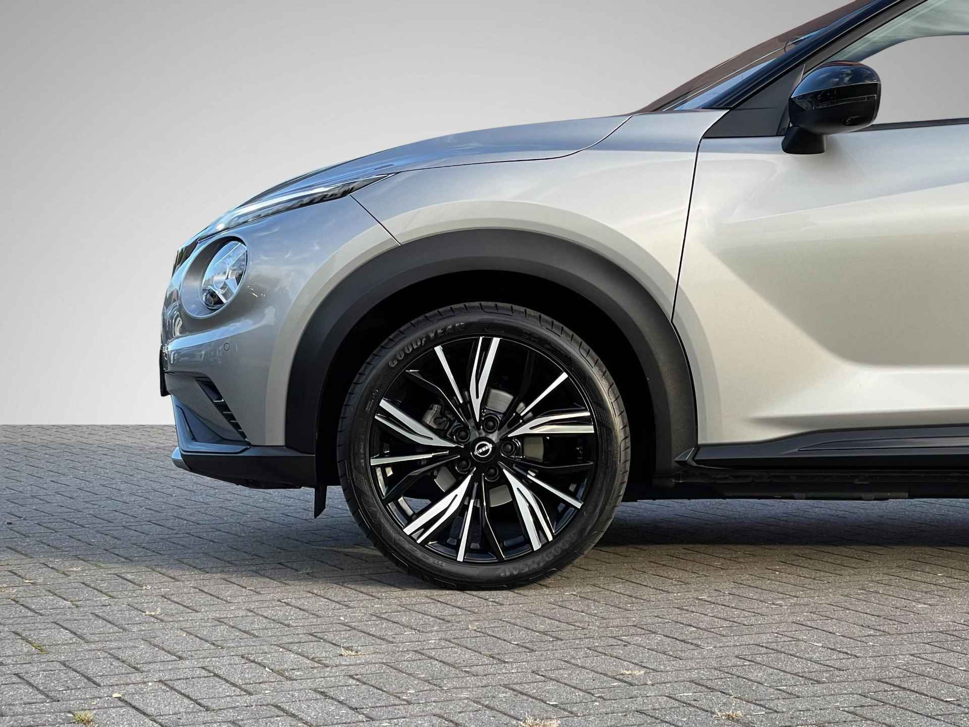 Nissan Juke 1.0 DIG-T N-Design EINDEJAARSKNALLER! | Navigatie | Camera | Apple Carplay/Android Auto | 19'' Velgen | Cruise & Climate Control | Rijklaarprijs! - 8/24