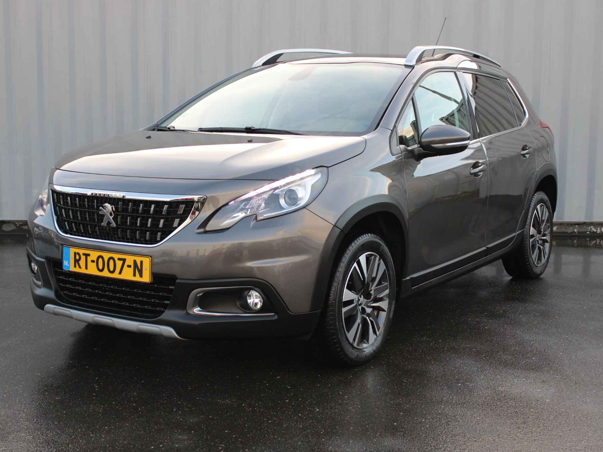 Peugeot 2008 1.2 PureTech Allure Navigatie / Trekhaak / 46.000KM - 25/35