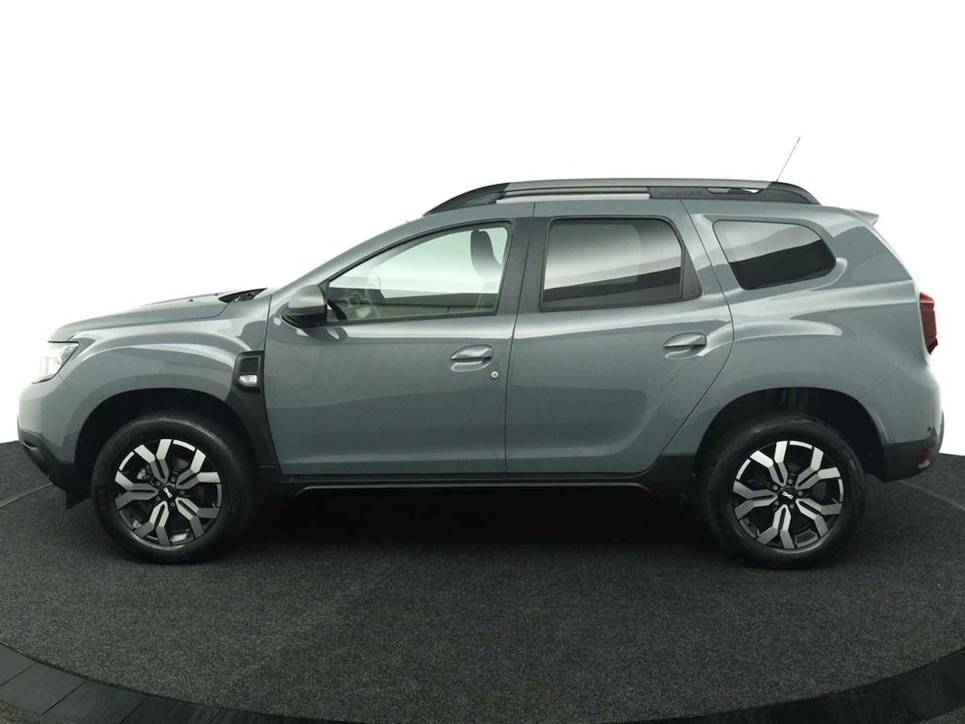 Dacia Duster 1.0TCe 100PK Extreme | Navigatie | 360 Camera | LED Koplampen | New Logo | LED Koplampen | Climate Control | Cruise Control | Parkeersensoren | Privacy Glas | Licht Metalen Velgen | - 2/46