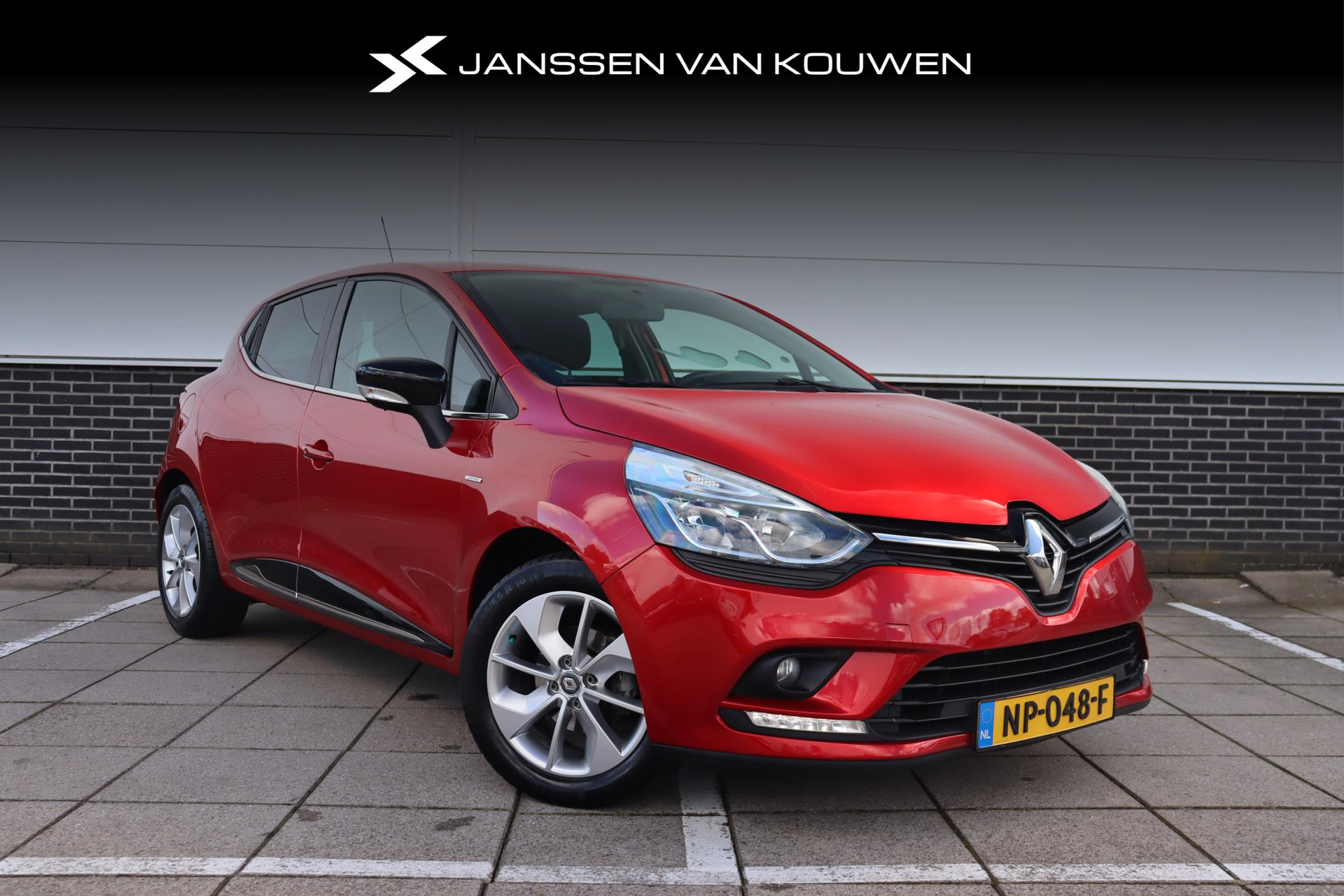 Renault Clio 0.9 TCe Limited * Airco * Navigatie * Cruise Control