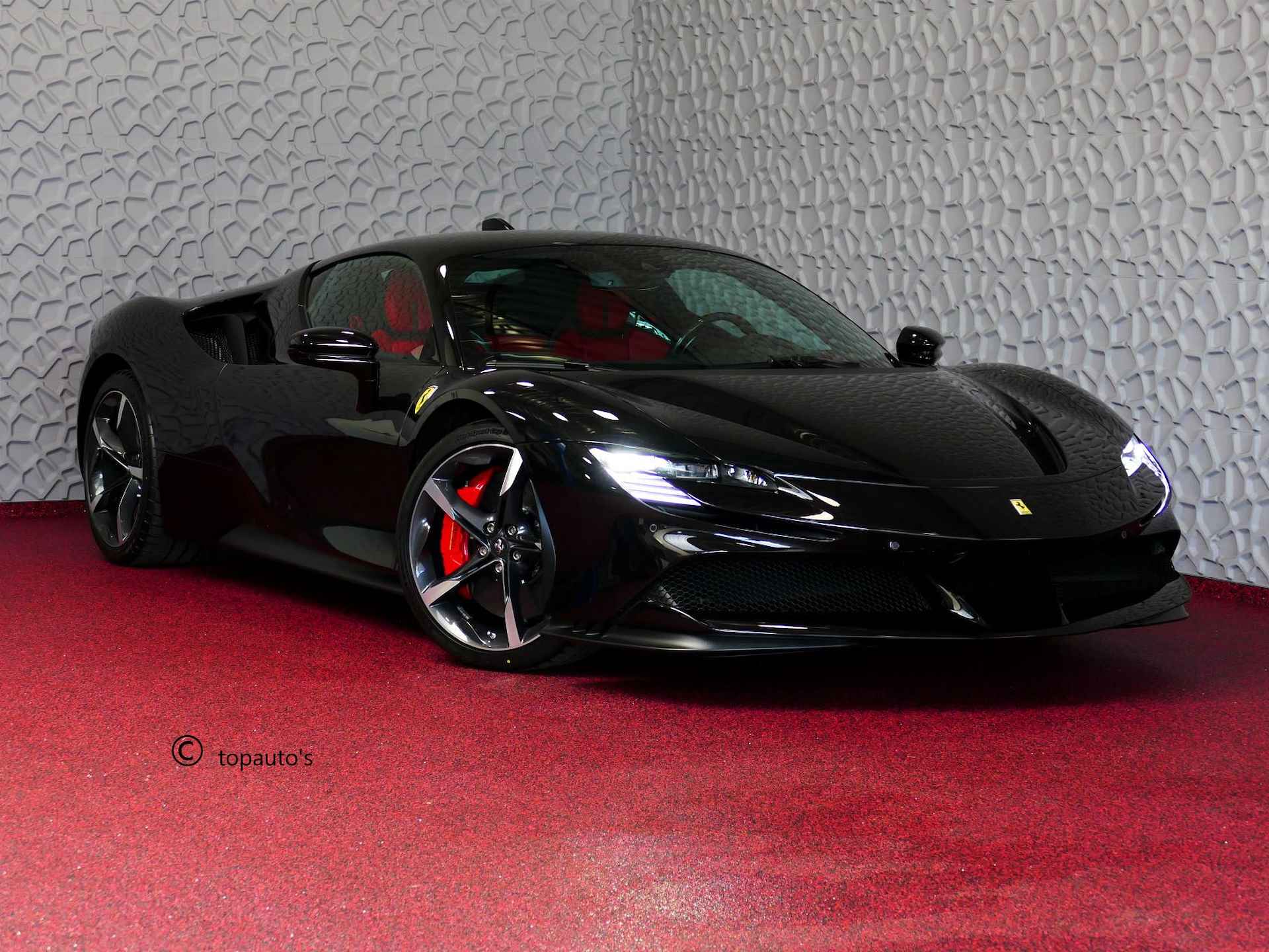 Ferrari SF90 Stradale 4.0 V8 1000 PK PHEV CARBON SEATS/STUUR LIFT CARPLAY AFS CAMERA - 1/72