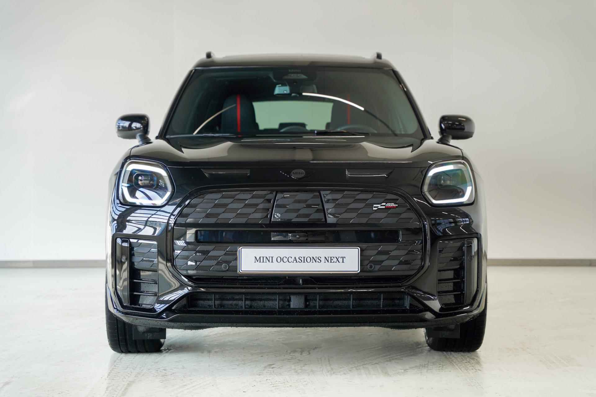 MINI Countryman E John Cooper Works - Beschikbaar vanaf: Januari 2025 - 8/23