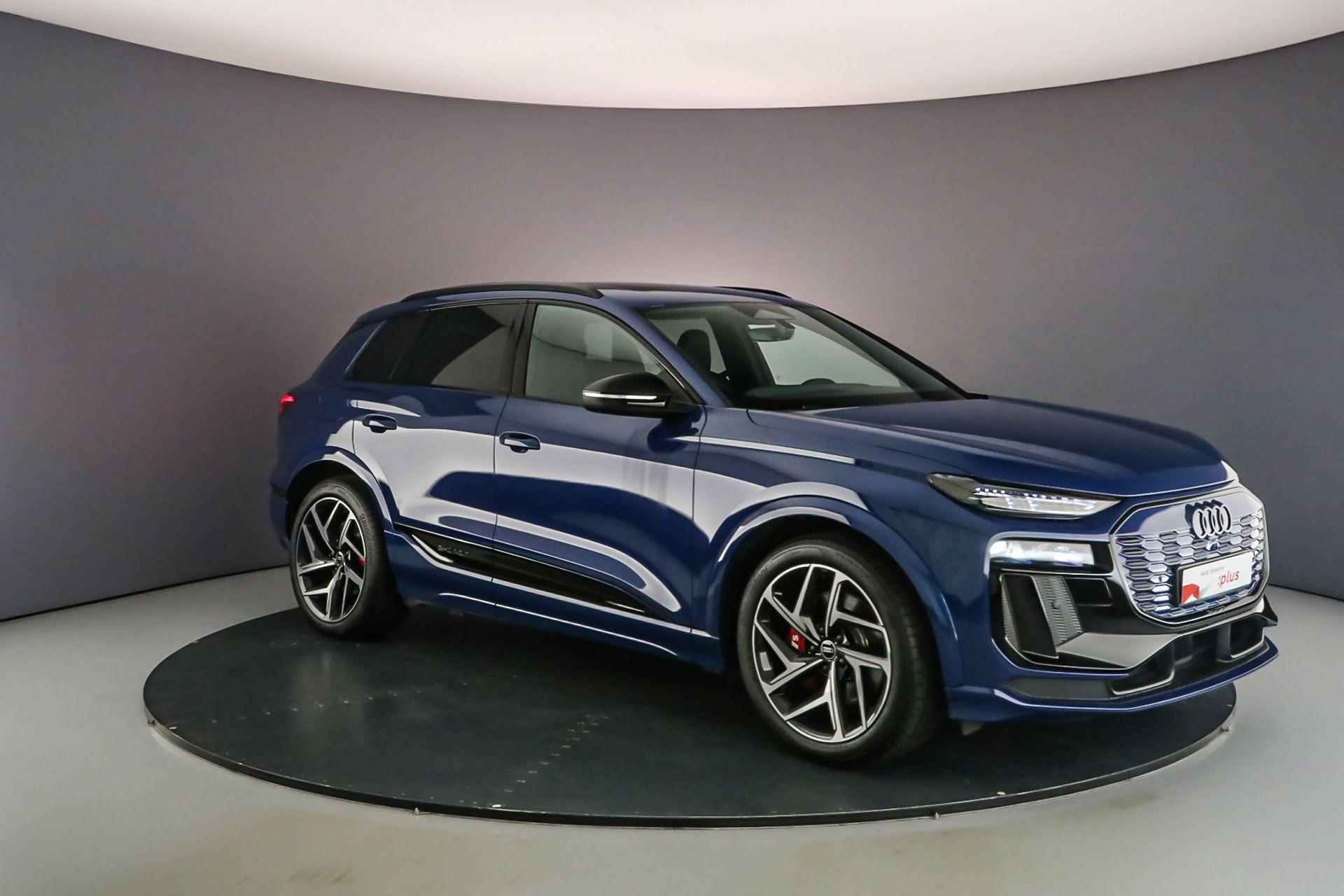 Audi SQ6 e-tron Edition One | Pano | Head Up | B&O | MMi Pro | Carbon | Luchtvering | - 7/54