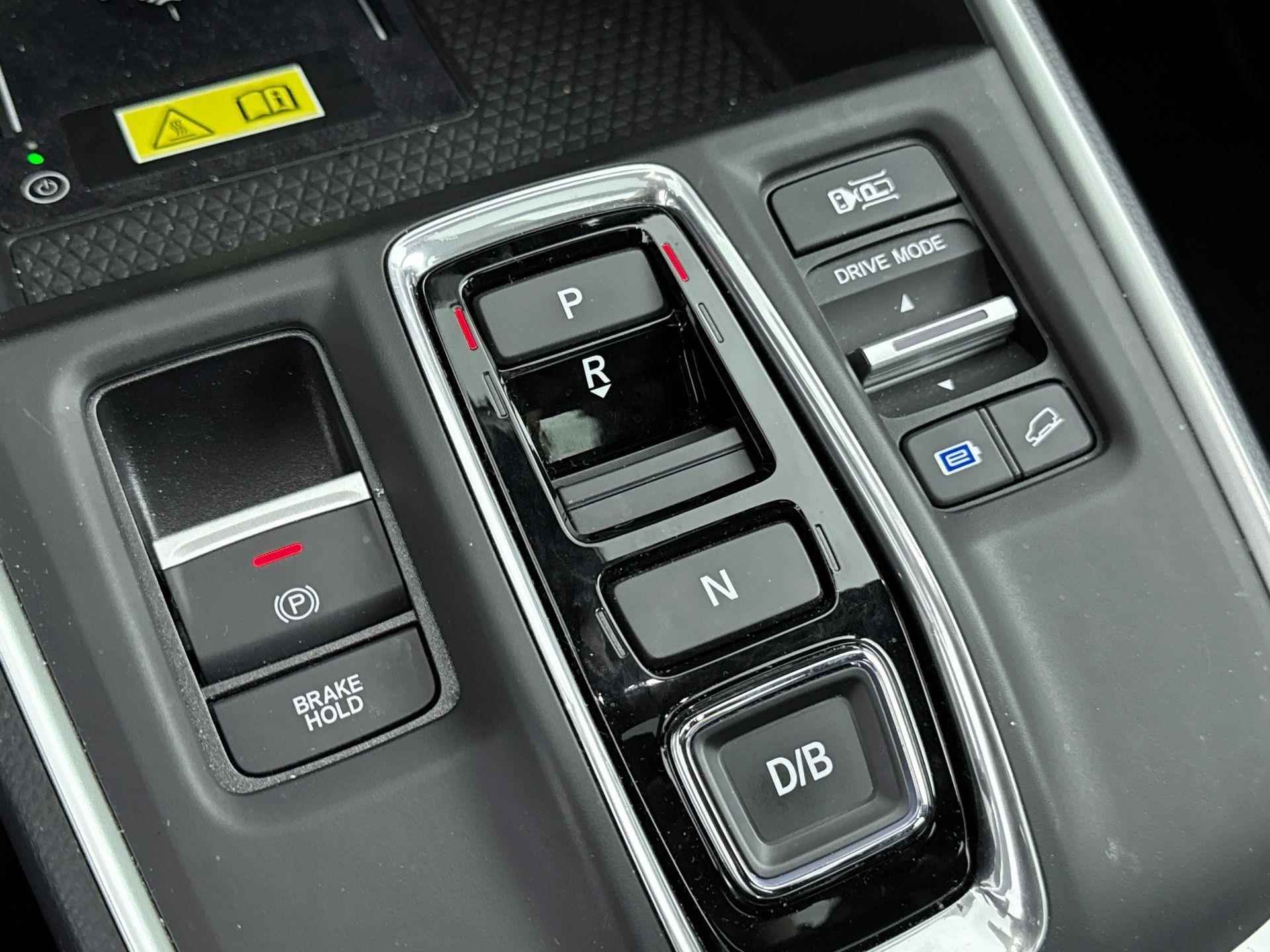 Honda CR-V 2.0 e:PHEV Advance Tech | Demo deal! | Tot 80 km elektrisch | leder | Head up display | Elektrische kofferklep | 18 inch | - 26/34
