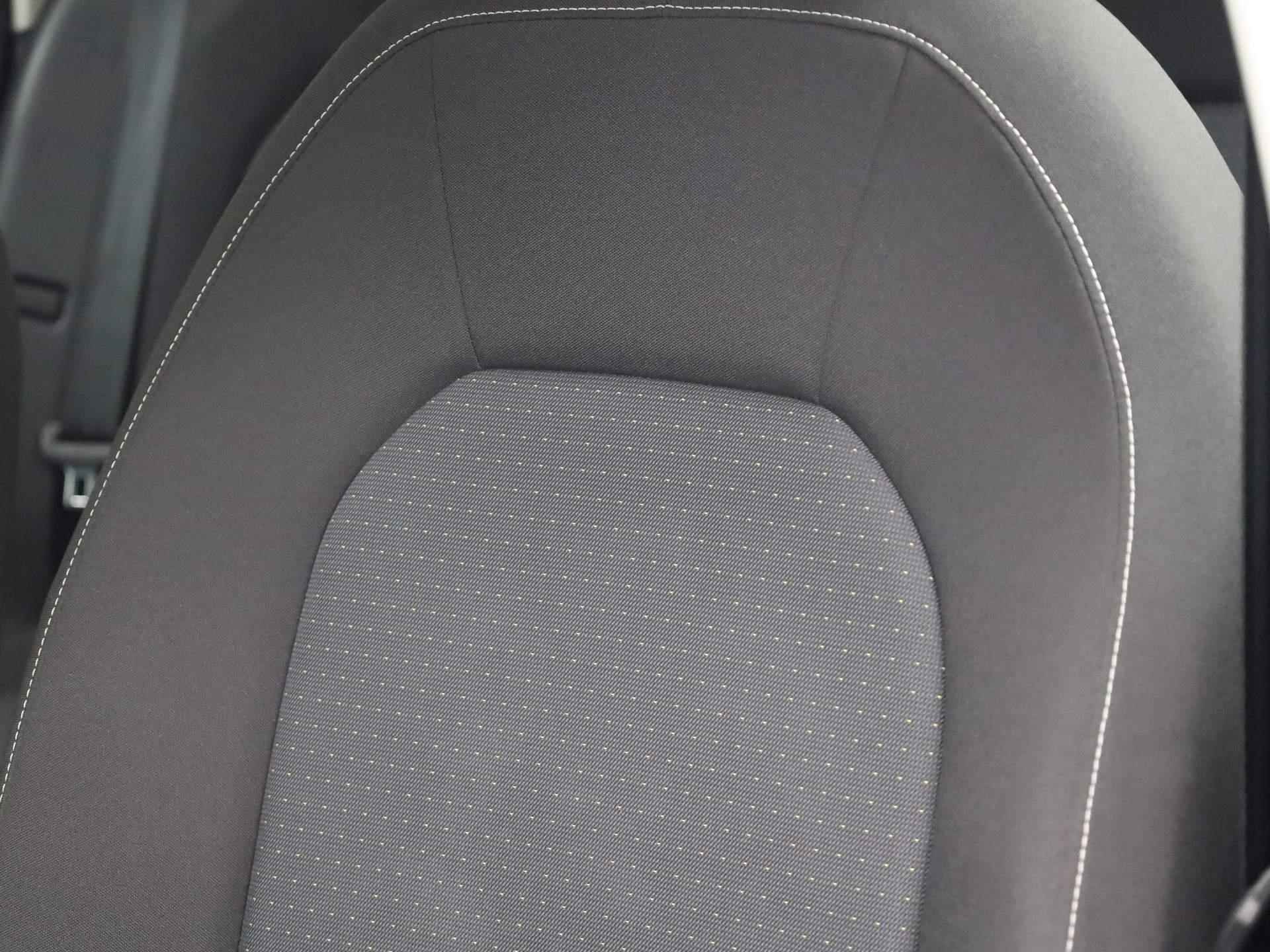 SEAT Arona 1.0TSI/110PK Style · Navigatie · Parkeersensoren · Lane assist - 16/38