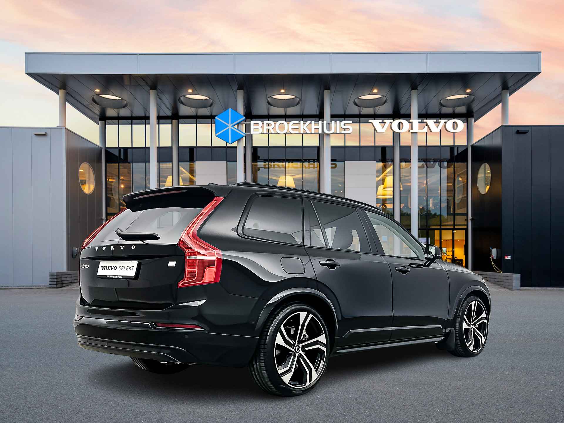 Volvo XC90 T8 Recharge AWD Ultra Dark | 22'' | Luchtvering | Bowers & Wilkins | Stoelventilatie/massage | 360-Camera | Head-up | Trekhaak | - 4/39