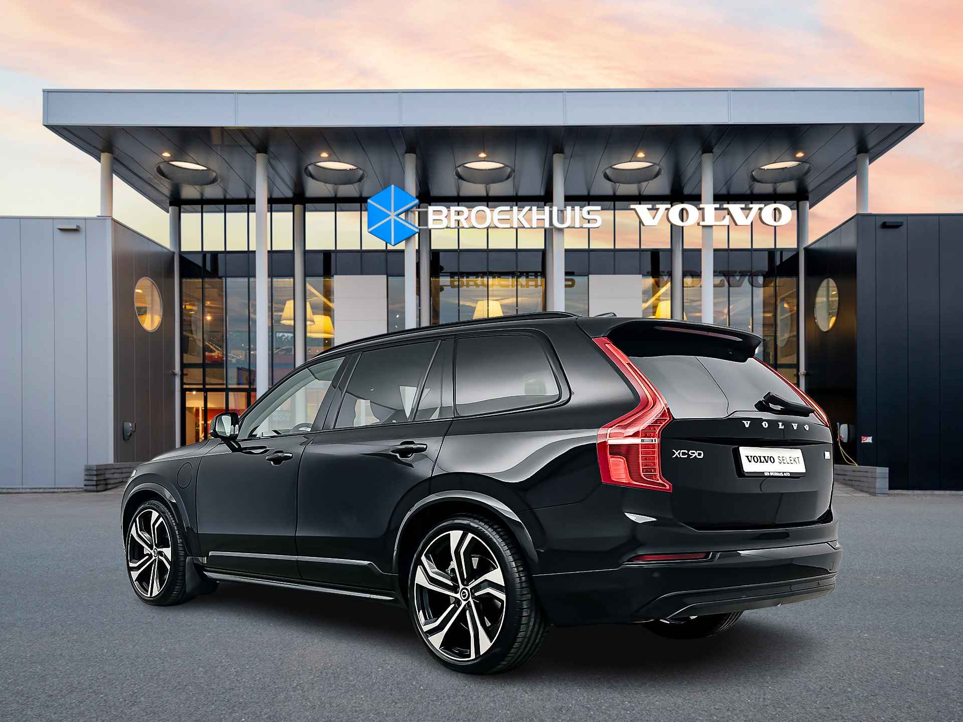 Volvo XC90 T8 Recharge AWD Ultra Dark | 22'' | Luchtvering | Bowers & Wilkins | Stoelventilatie/massage | 360-Camera | Head-up | Trekhaak | - 5/39