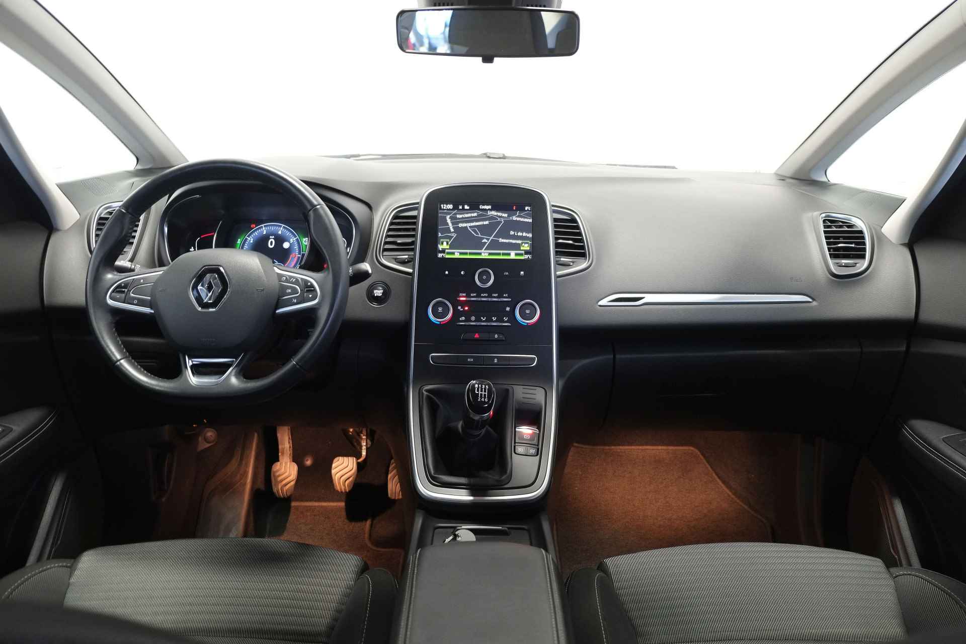 Renault Scénic 1.2 TCe Intens / Navigatie / Bluetooth / Trekhaak / DAB+ - 30/32