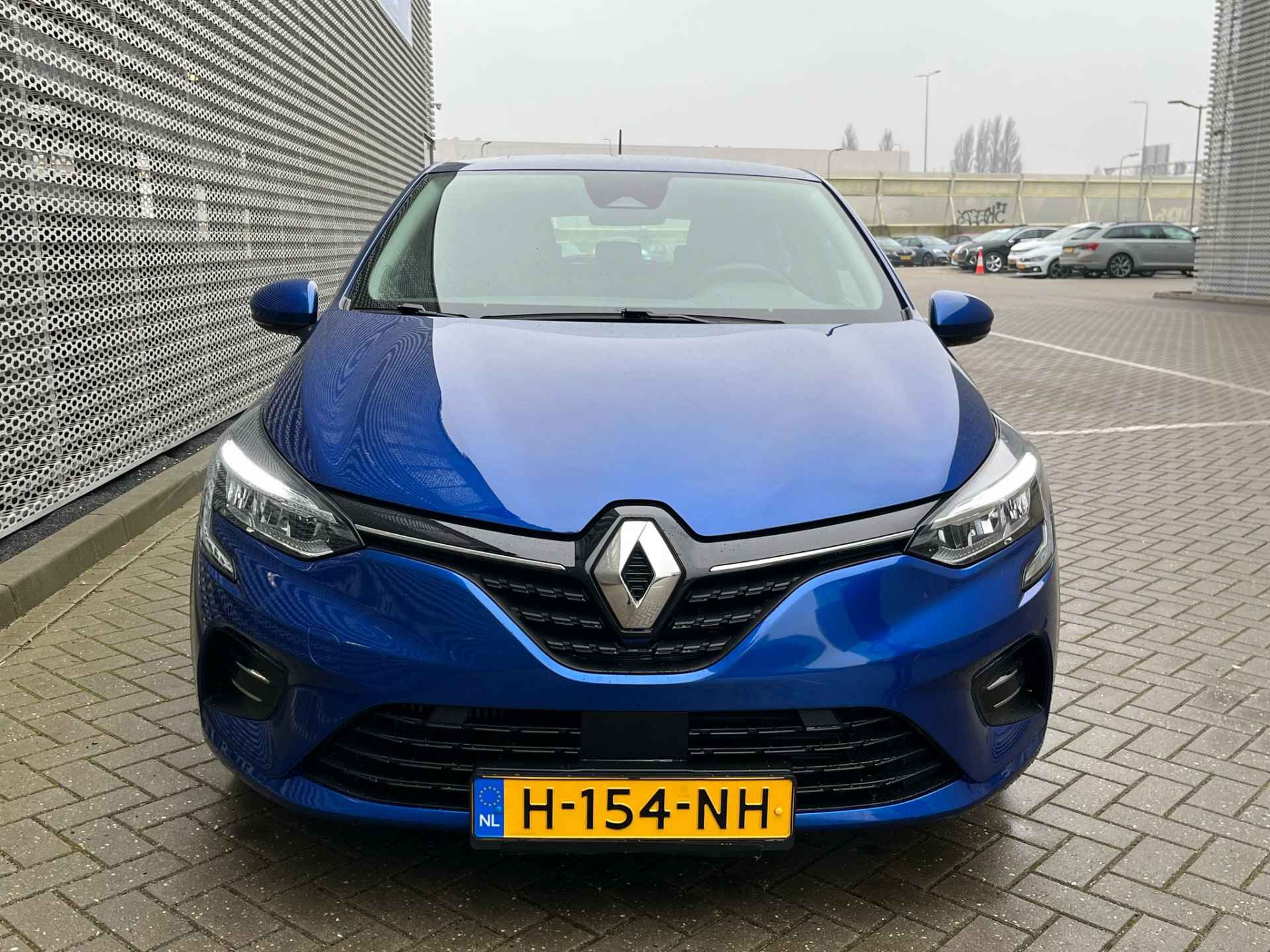 Renault Clio 1.0 TCe Zen / Navigatie / Parkeersensoren achter / Airco / Cruise controle - 10/22