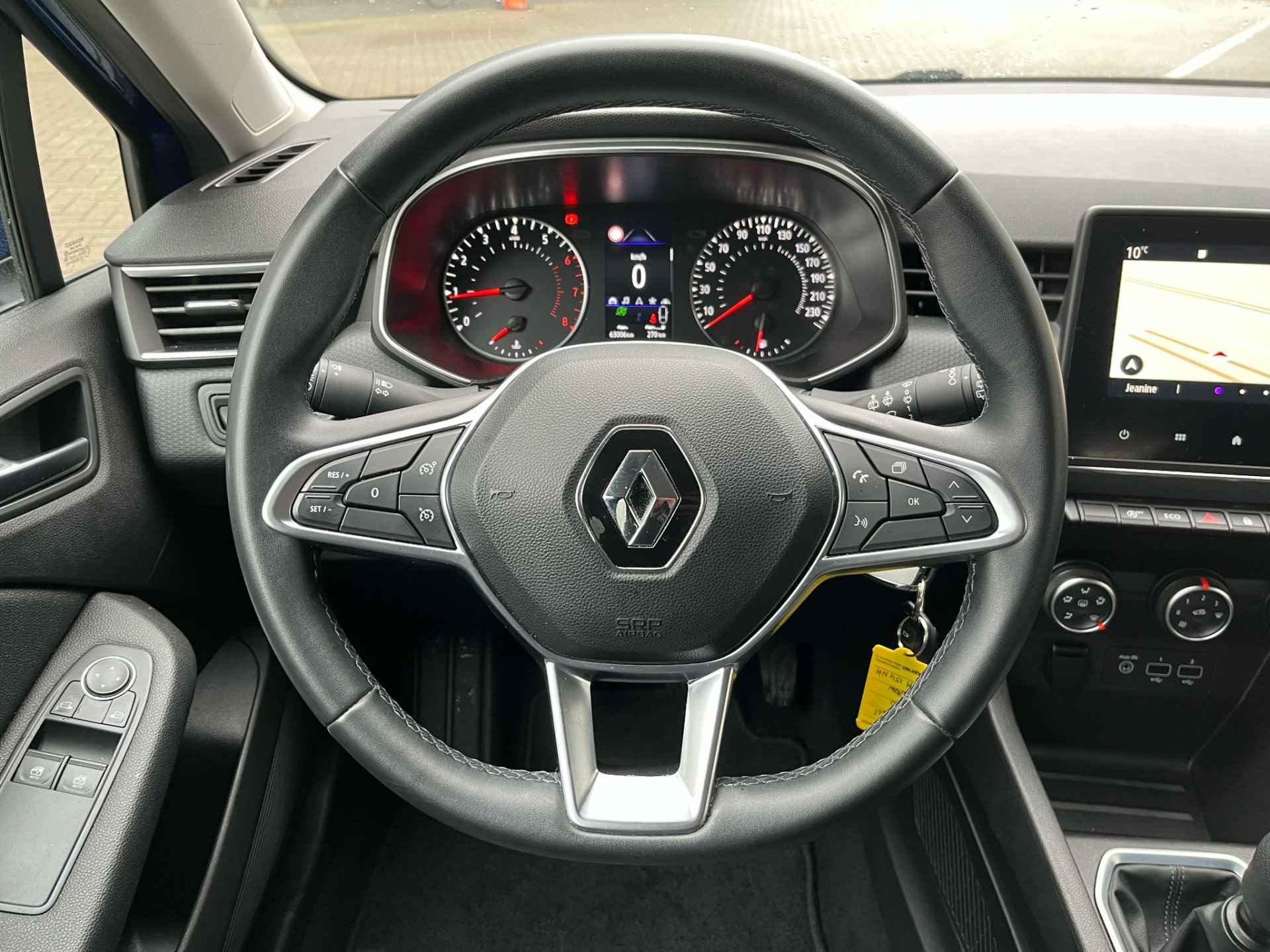 Renault Clio 1.0 TCe Zen / Navigatie / Parkeersensoren achter / Airco / Cruise controle - 17/22