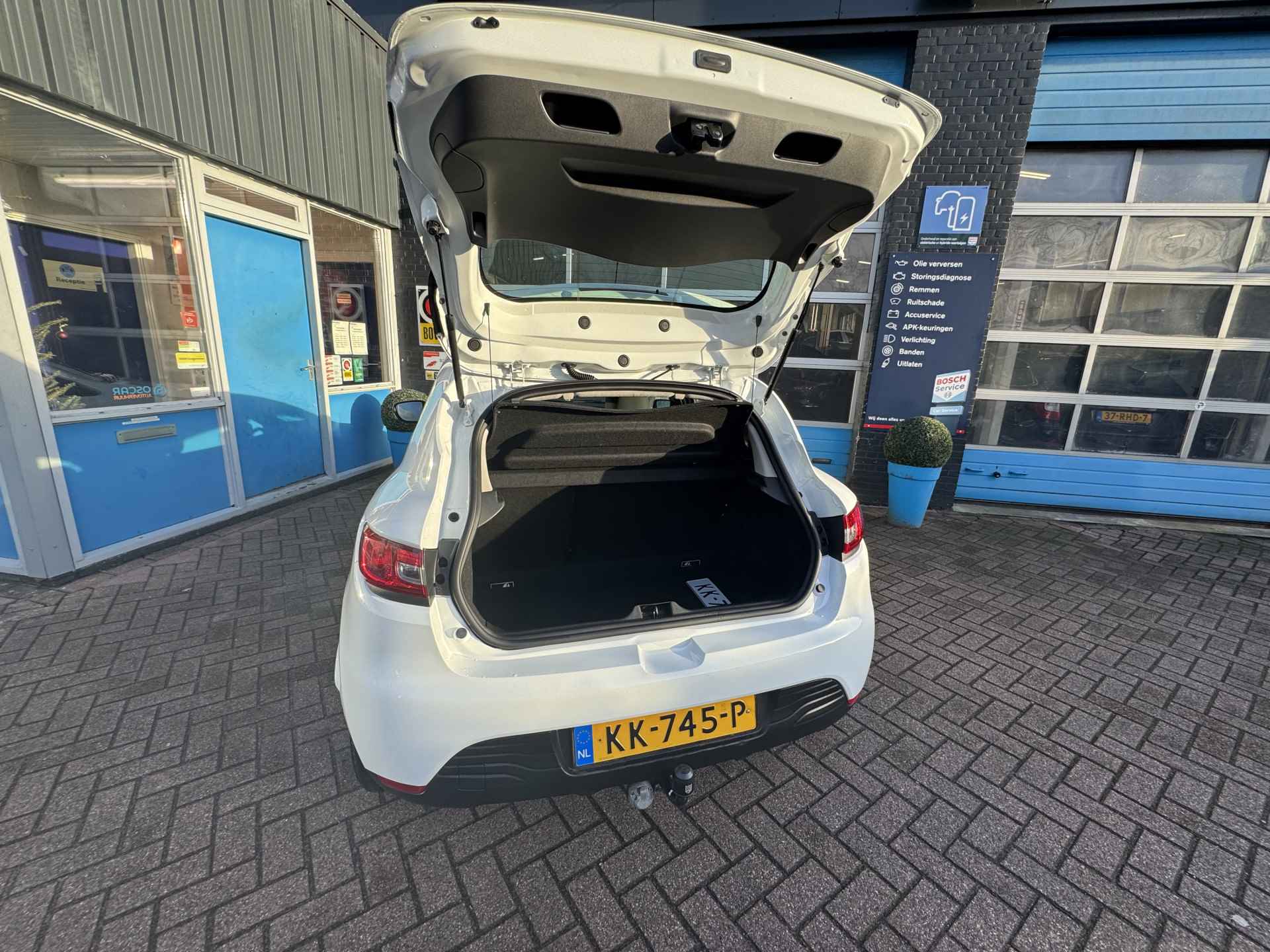 Renault Clio 0.9 TCe Eco2 Expression | Trekhaak | Rijklaar + 12 Maand BOVAG Garantie - 36/47