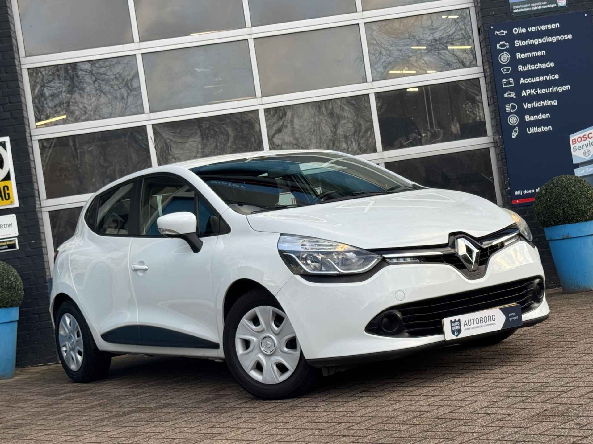 Renault Clio 0.9 TCe Eco2 Expression | Trekhaak | Rijklaar + 12 Maand BOVAG Garantie - 41/47