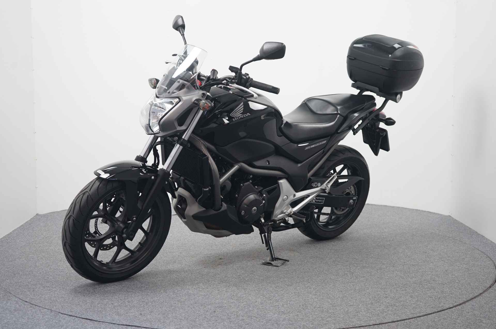 Honda NC 700 SA: GERESERVEERD RD - 4/15