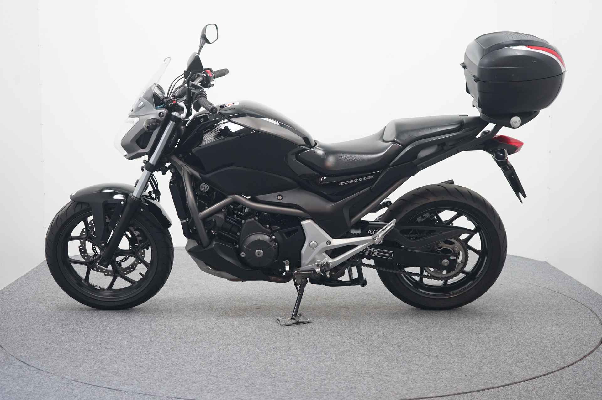 Honda NC 700 SA: GERESERVEERD RD - 5/15