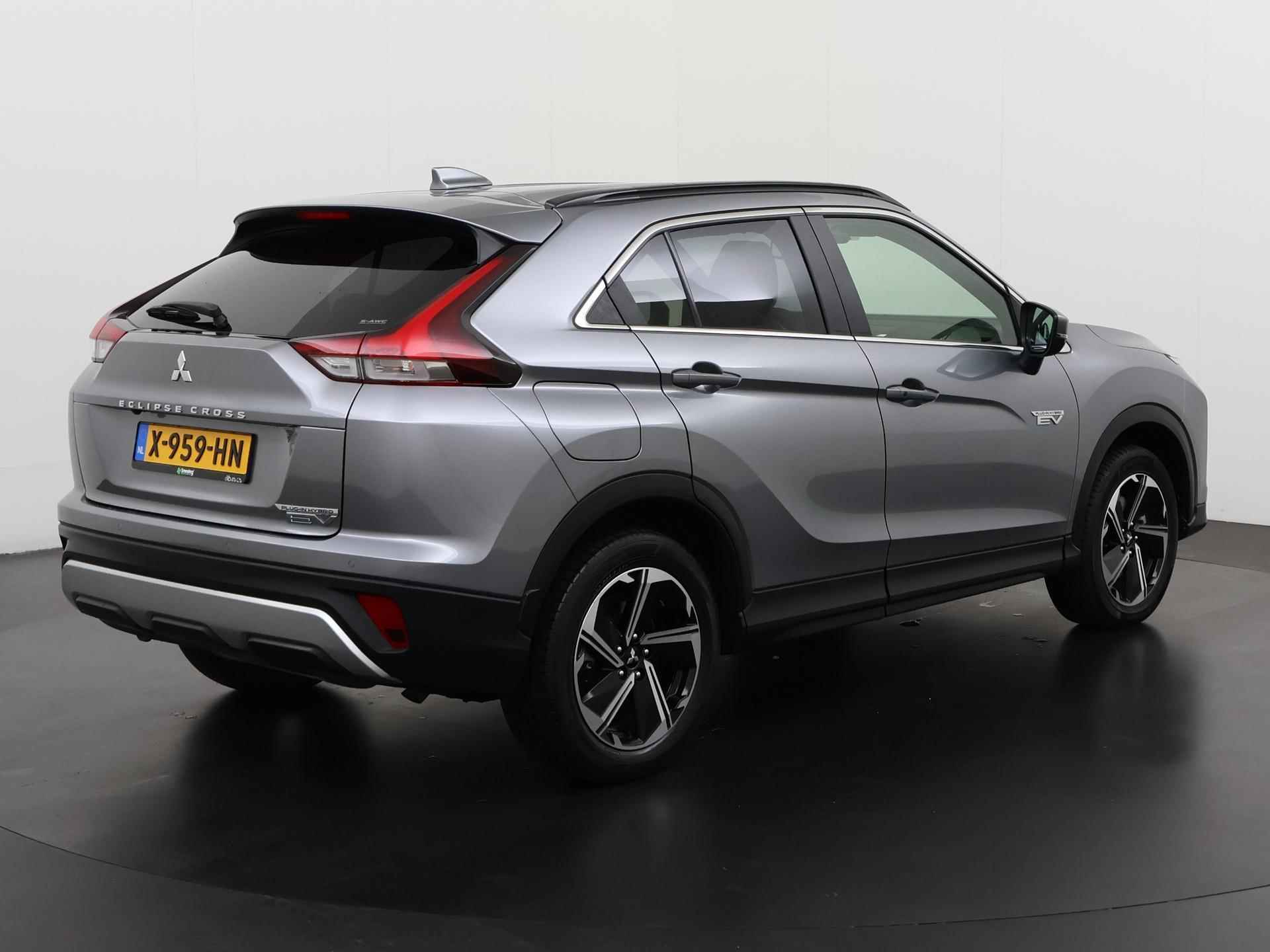 Mitsubishi Eclipse Cross 2.4 PHEV Instyle | Panoramadak | Mem Stoel | Leder | 360° Camera | Zondag Open! - 4/39