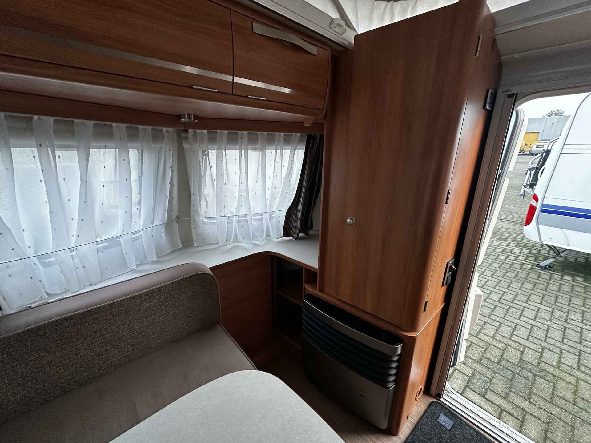 ERIBA TROLL TOURING GT550 XXL CARAVANSHOW 24,25,26 JANUARI - 13/21