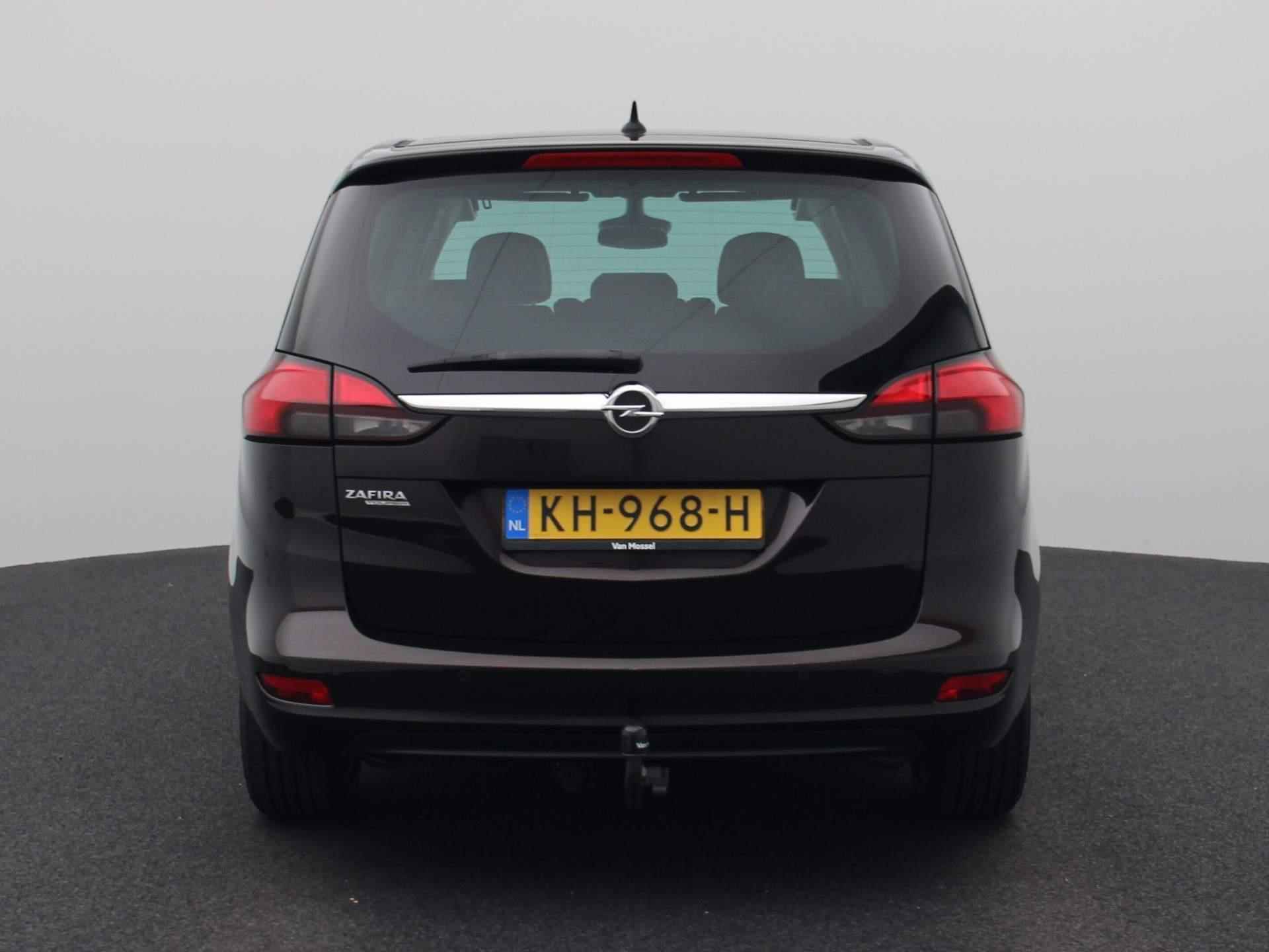 Opel Zafira Tourer 1.4 Cosmo | PANORAMADAK | NAVIGATIE | HALF LEDEREN BEKLEDING | TREKHAAK | CRUISE CONTROL | PARKEERSENSOREN VOOR + ACHTER | CLIMATE CONTROL | - 5/38