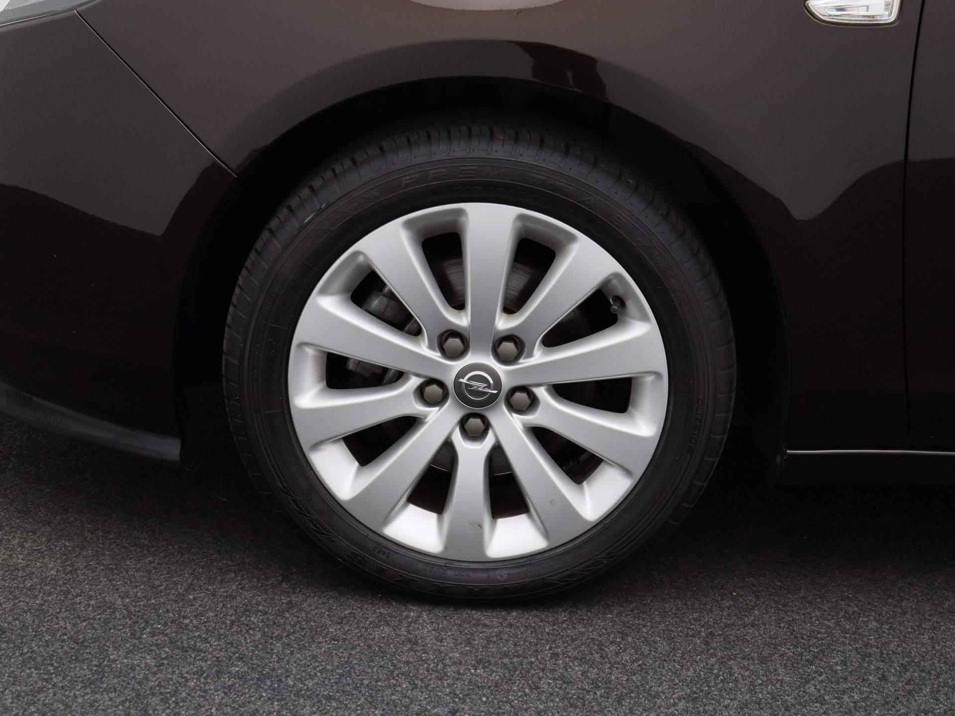 Opel Zafira Tourer 1.4 Cosmo | PANORAMADAK | NAVIGATIE | HALF LEDEREN BEKLEDING | TREKHAAK | CRUISE CONTROL | PARKEERSENSOREN VOOR + ACHTER | CLIMATE CONTROL | - 16/38