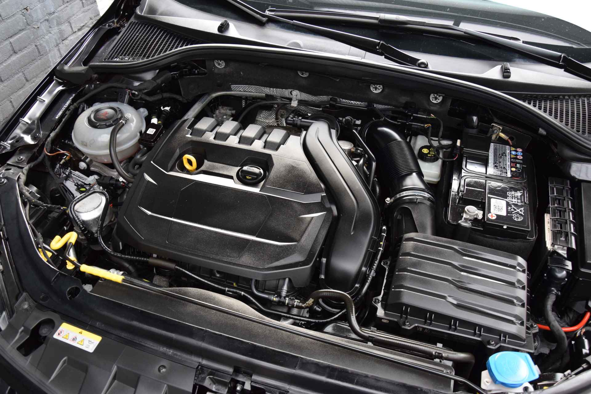 Škoda Octavia Combi 1.5 TSI Greentech Sport Business | NL-Auto | BOVAG Garantie | Trekhaak |  Apple Carplay/Android Auto | Sportstoelen en Stuur | 17'' Velgen | Navigatie | PDC Achter | - 15/39