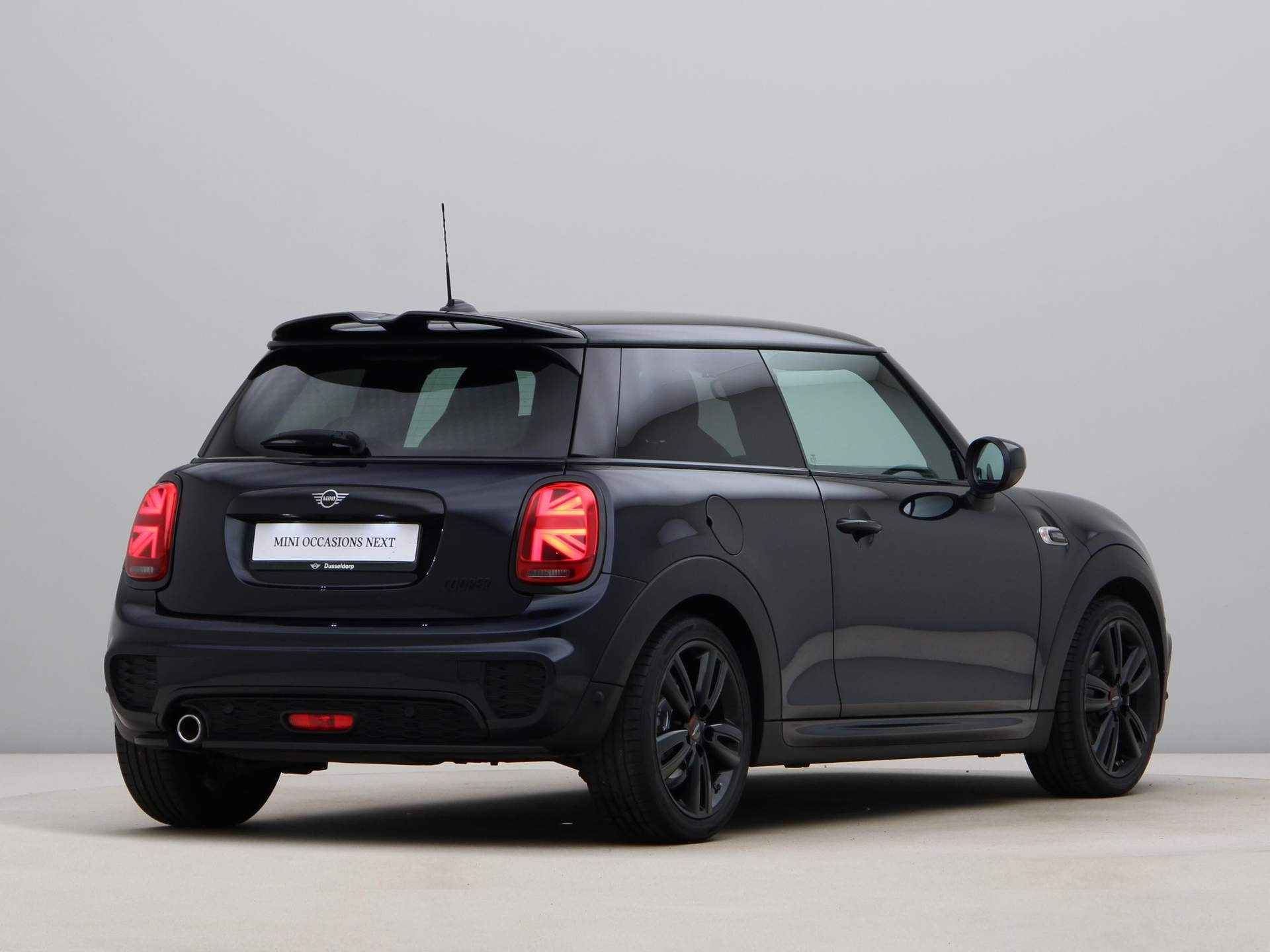 MINI 3-deurs Cooper Dalston Edition Aut. - 10/25