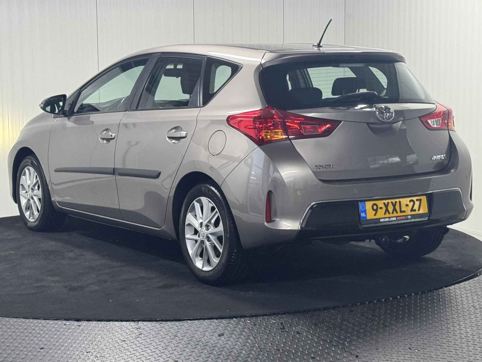 Toyota Auris 1.6 Now Airco Trekhaak Cruise NL - 3/18