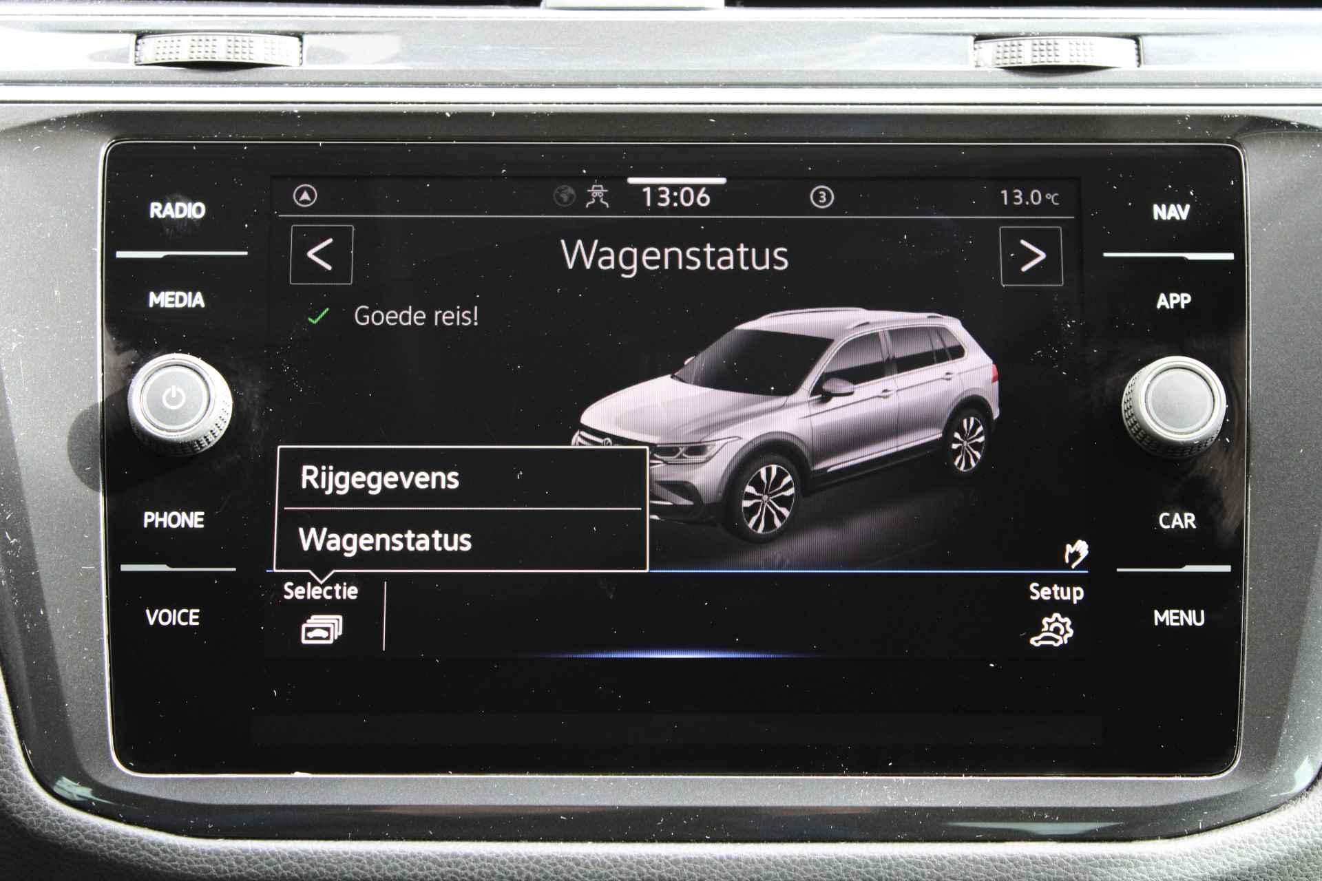 Volkswagen Tiguan 1.5 TSI Life Business | Camera | Elek.Trekhaak | Navi via App | Stoel & Stuurverwarming - 28/45