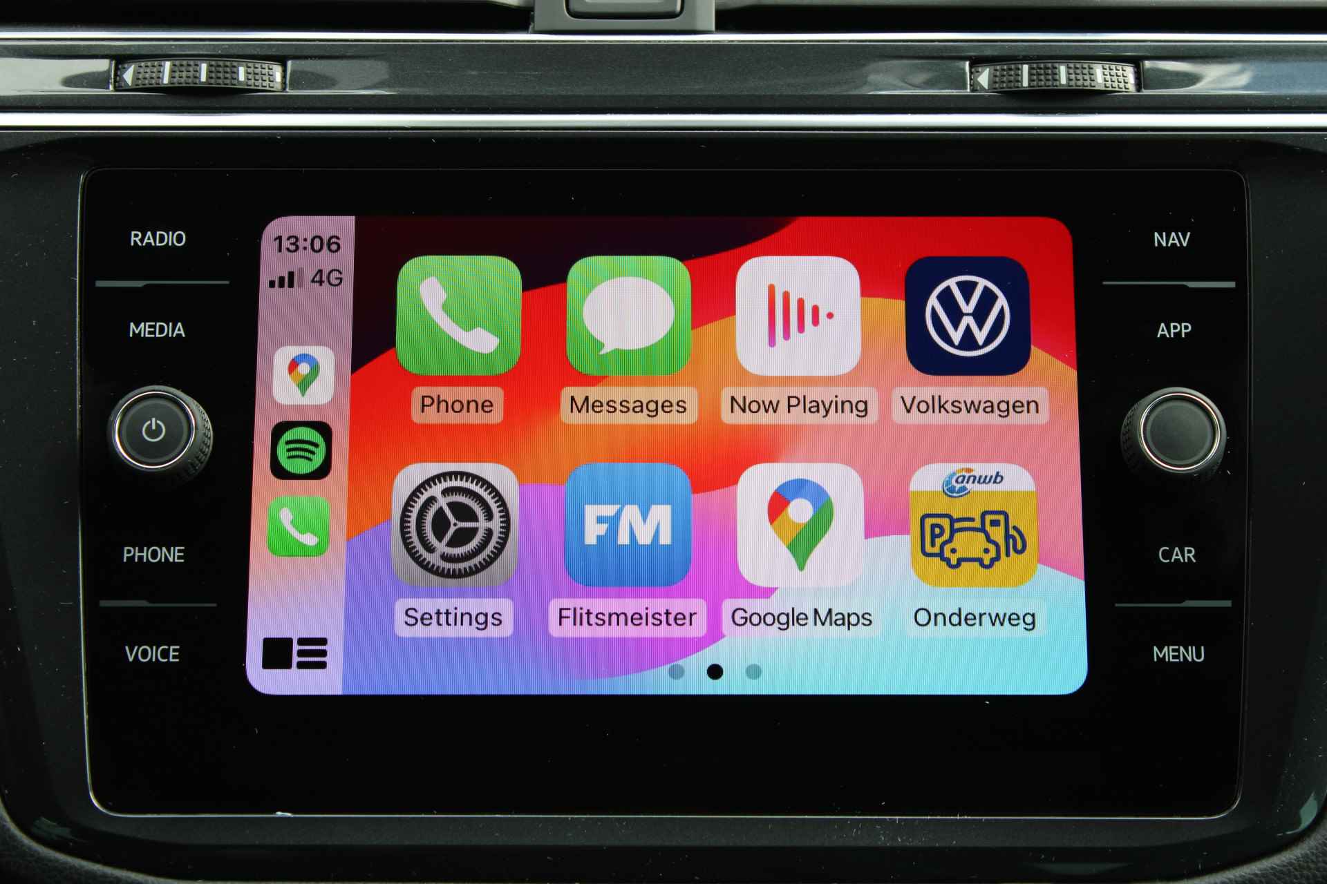 Volkswagen Tiguan 1.5 TSI Life Business | Camera | Elek.Trekhaak | Navi via App | Stoel & Stuurverwarming - 29/45