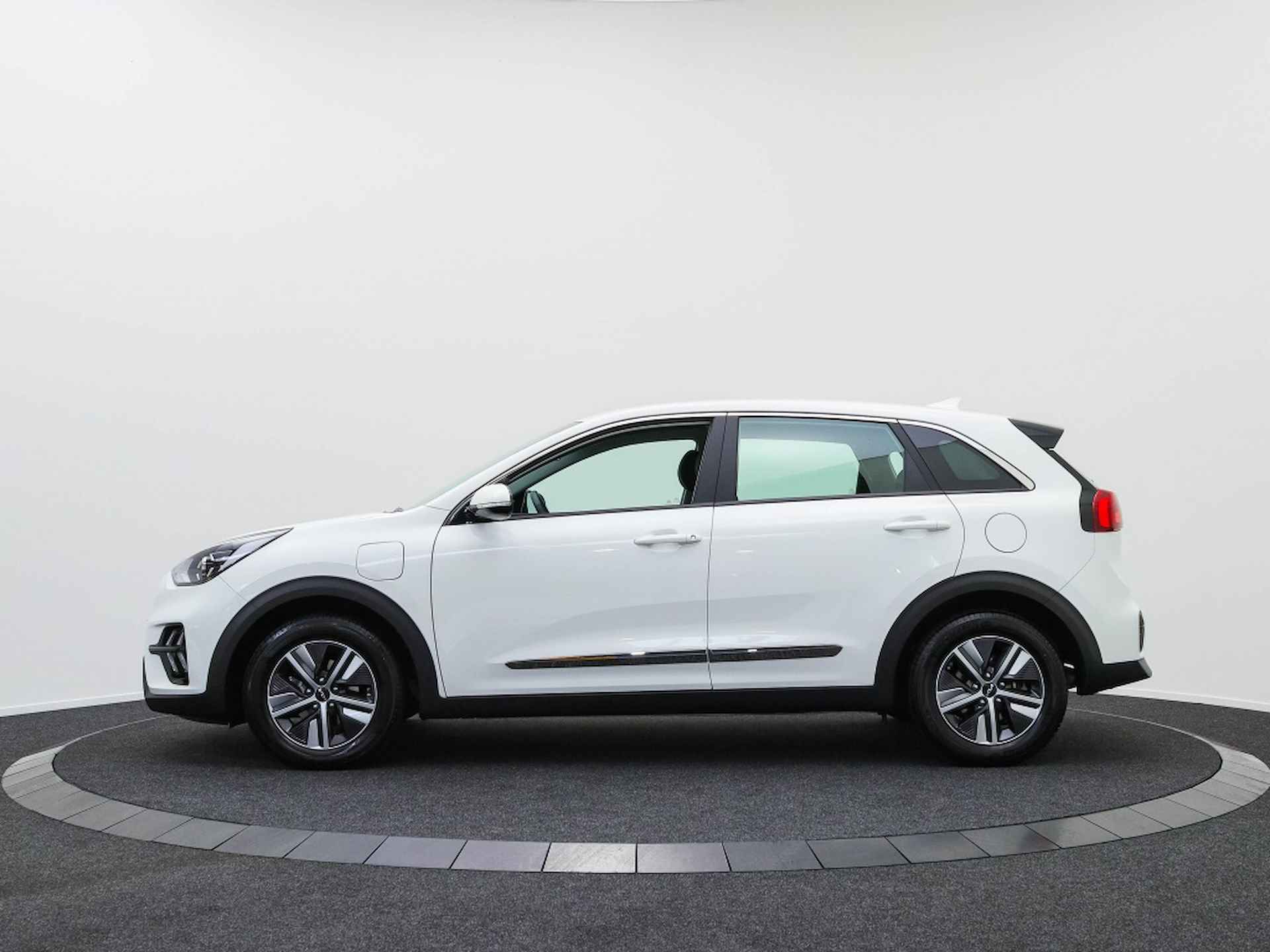 Kia Niro 1.6 GDi PHEV DynamicLine | Carplay navigatie | Camera - 9/38