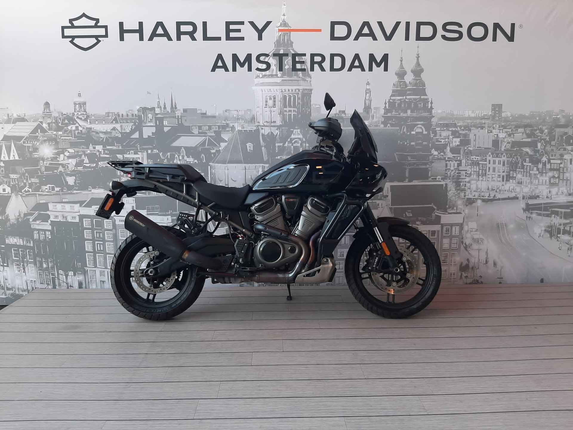 Harley-Davidson PAN AMERICA S CAST - 1/8