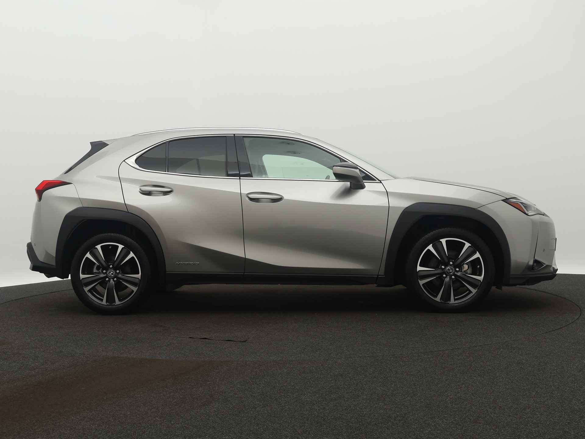 Lexus UX 250h Luxury Line Limited | Stoelverwarming | Leder | Elektrische Achterklep | Parkeersensoren | - 15/45