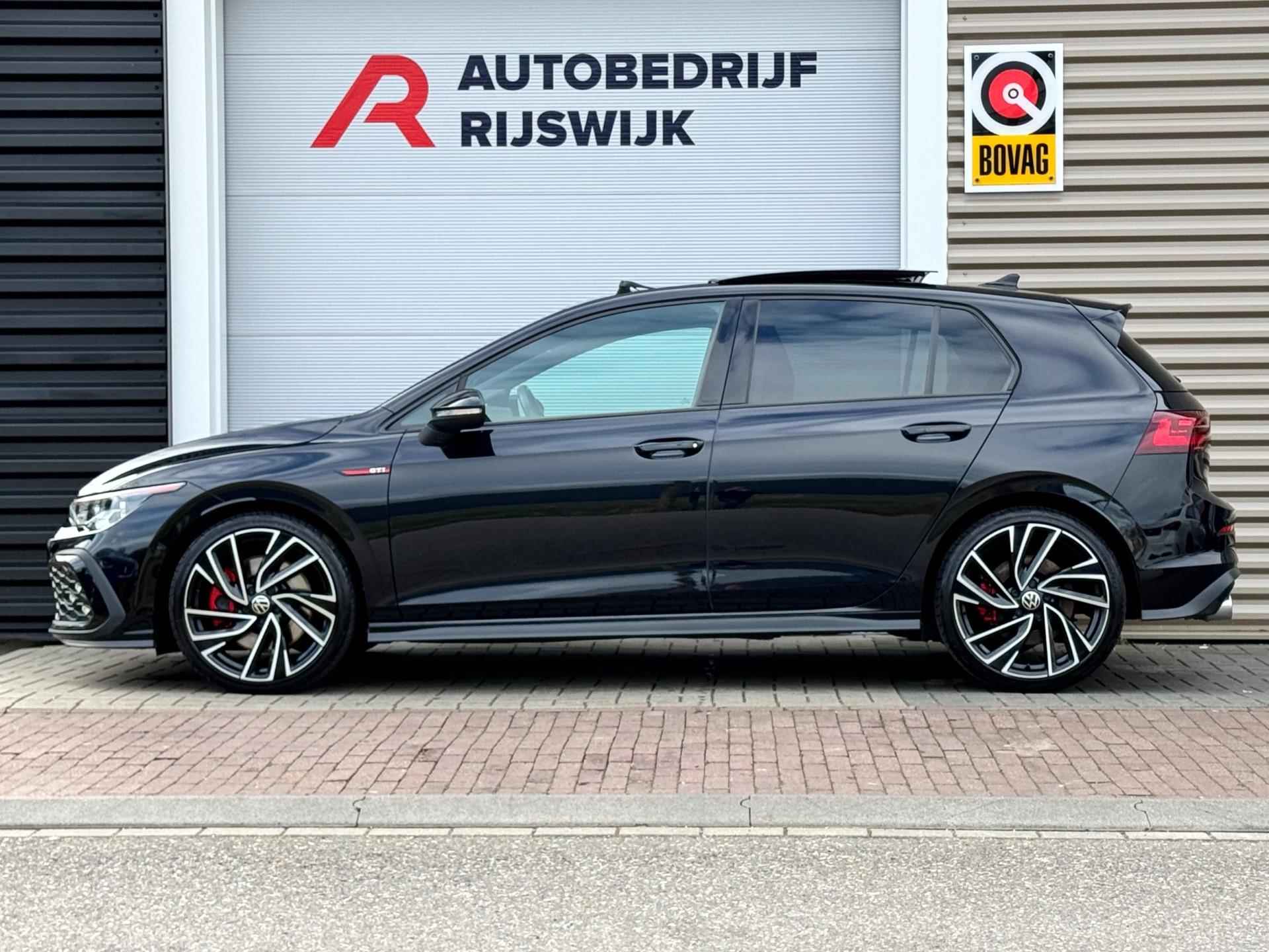 Volkswagen Golf 2.0 TSI GTI Leer/Matrix/Pano/Camera - 2/24