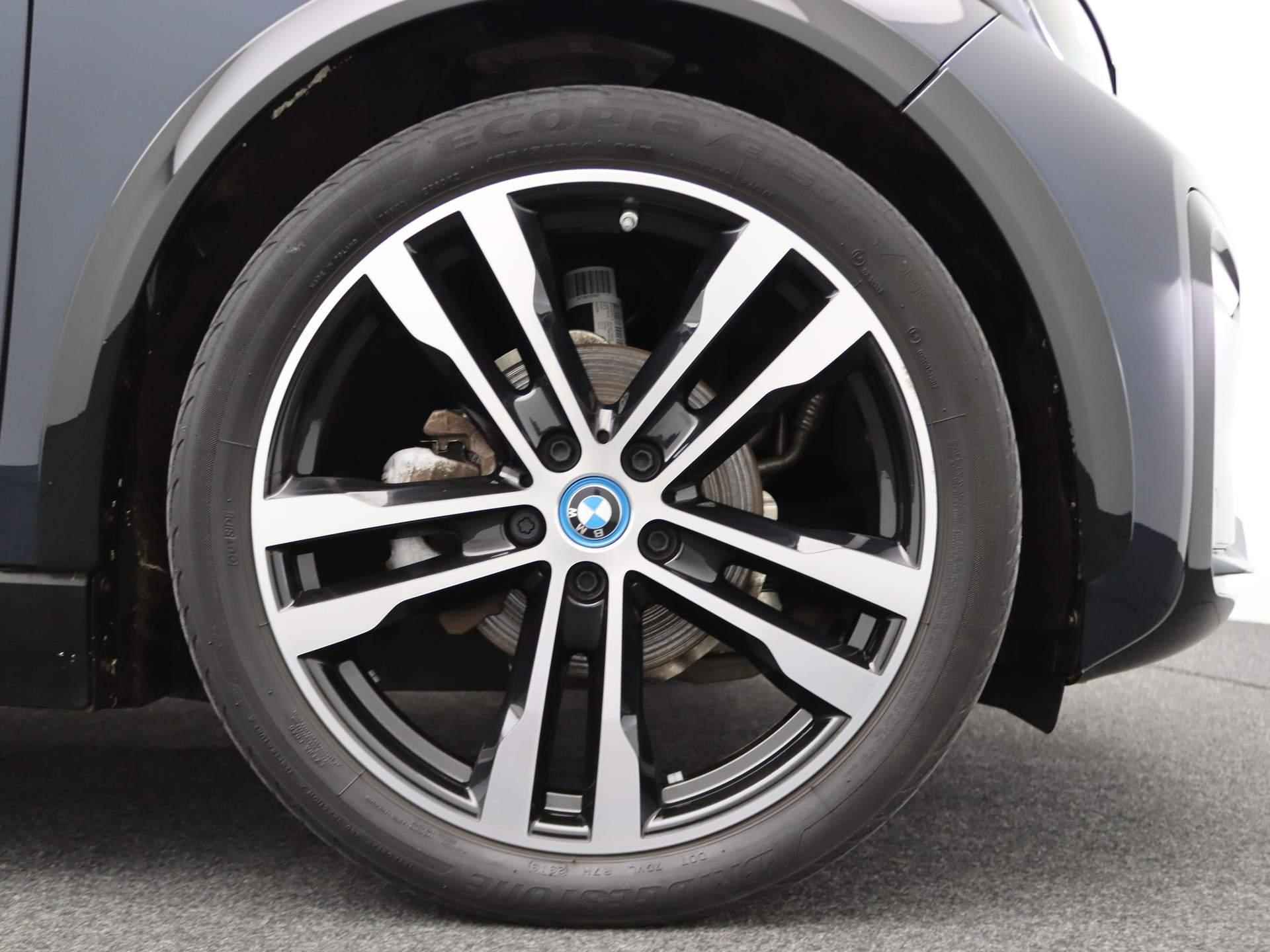 BMW i3 S Executive | Achteruitrijcamera | Navigatiesysteem Professional | DAB | 20'' - 20/21